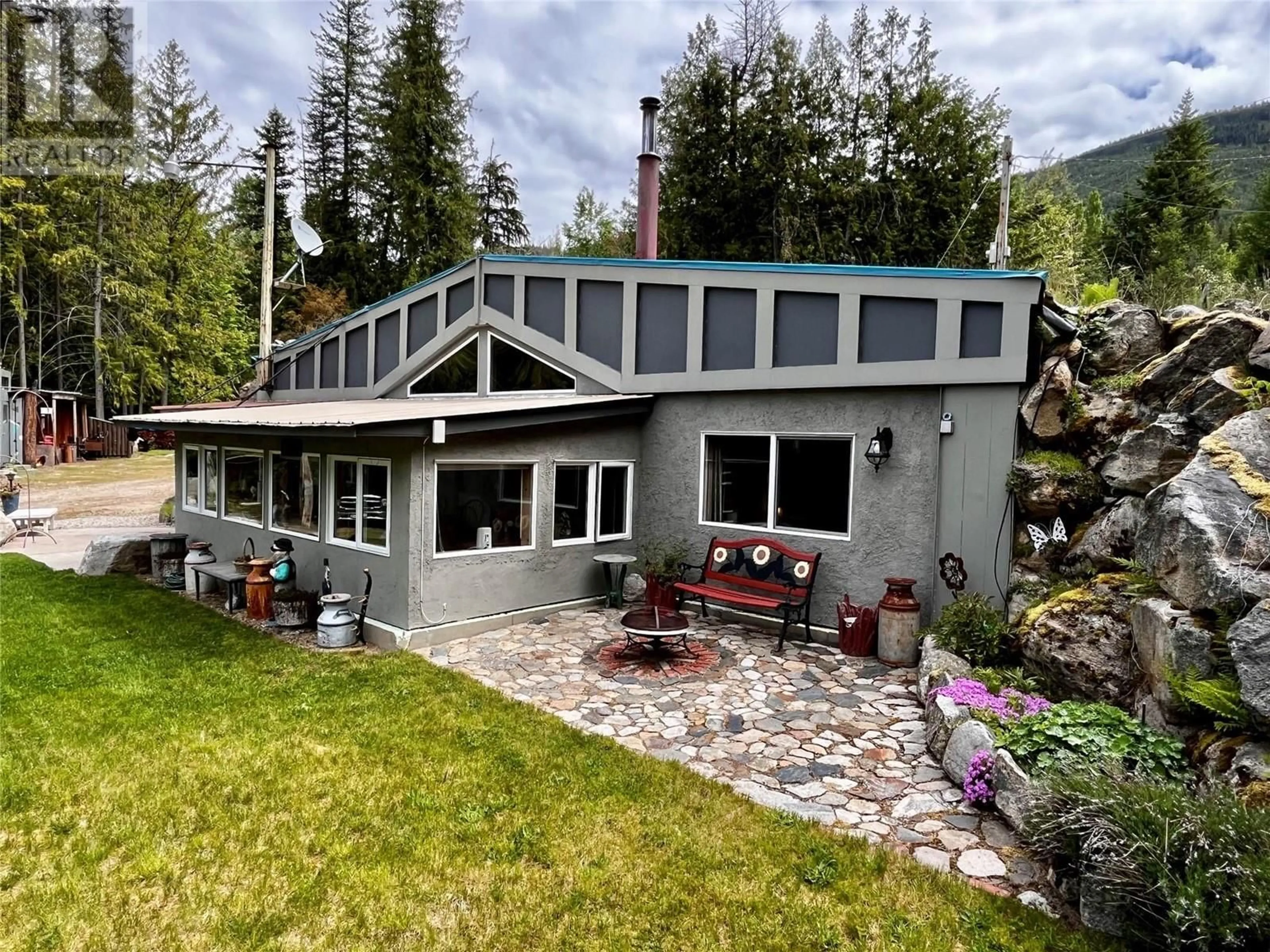 Unknown for 7705 OMEN ROAD, Fauquier British Columbia V0G1K0