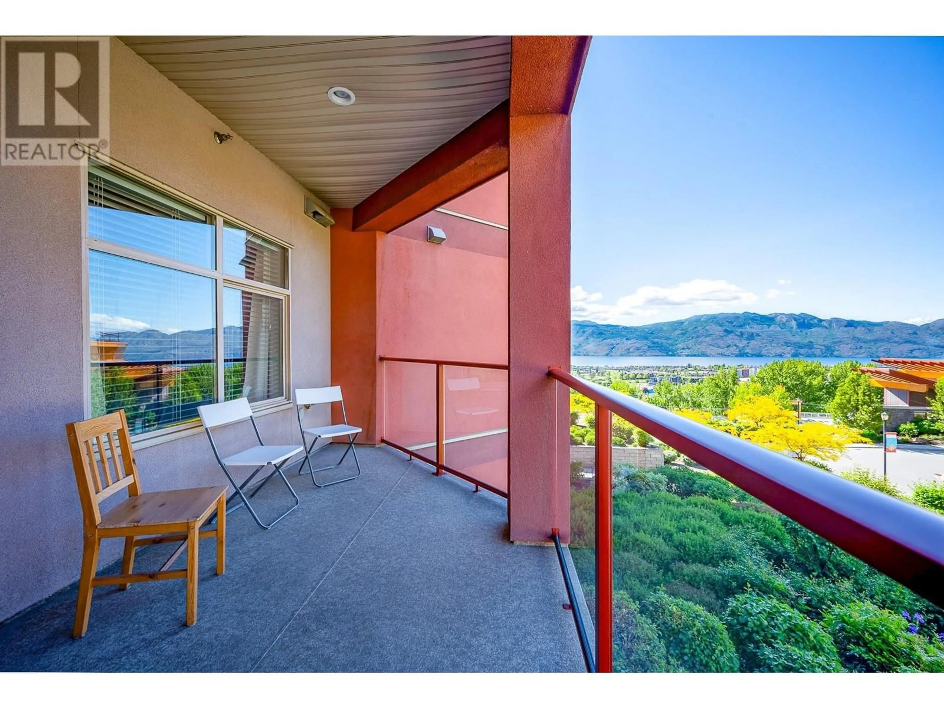Balcony in the apartment, water/lake/river/ocean view for 201 - 3211 SKYVIEW LANE, West Kelowna British Columbia V4T3J3