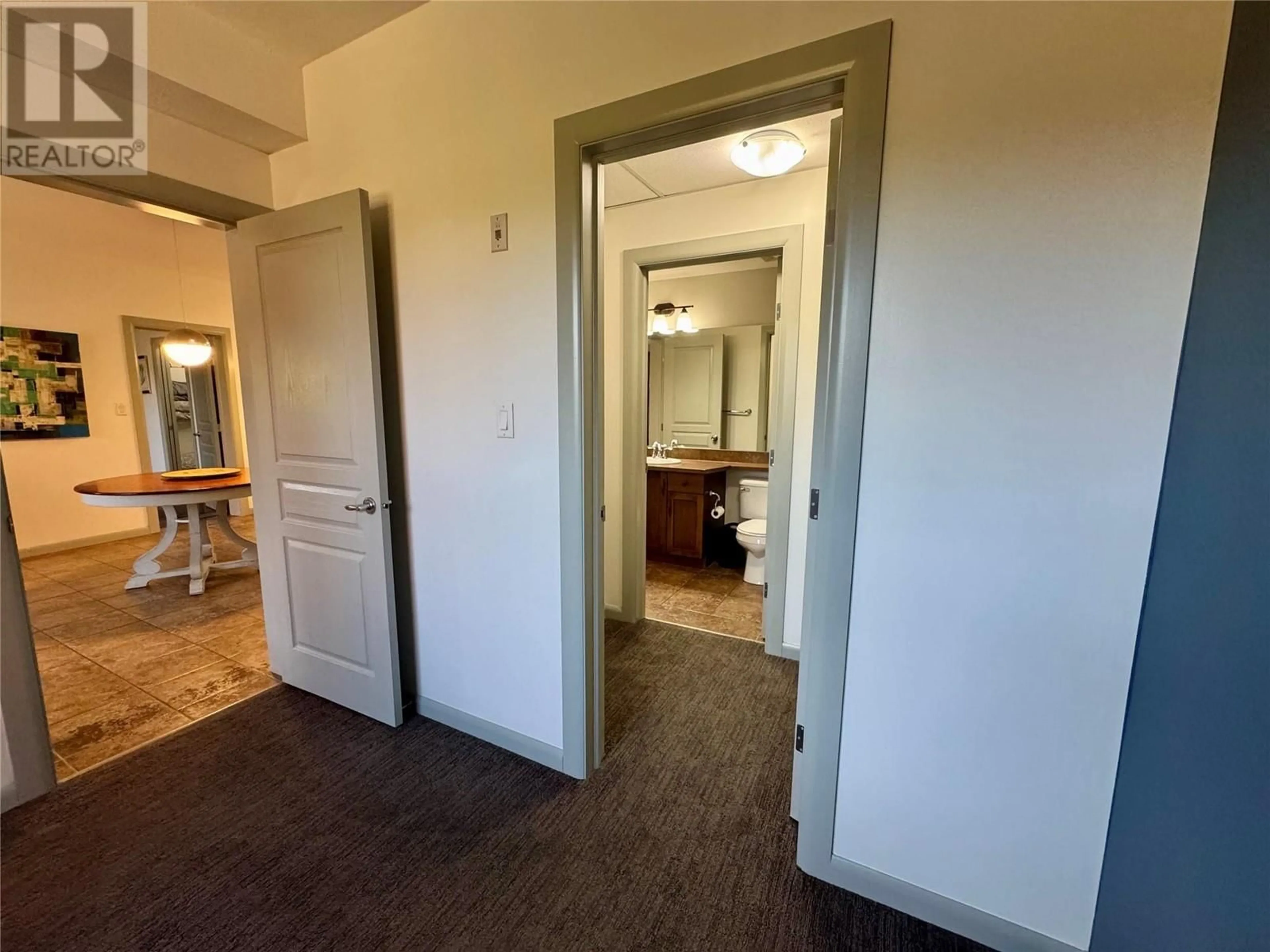 Unknown for 448 - 654 COOK ROAD, Kelowna British Columbia V1W3G7