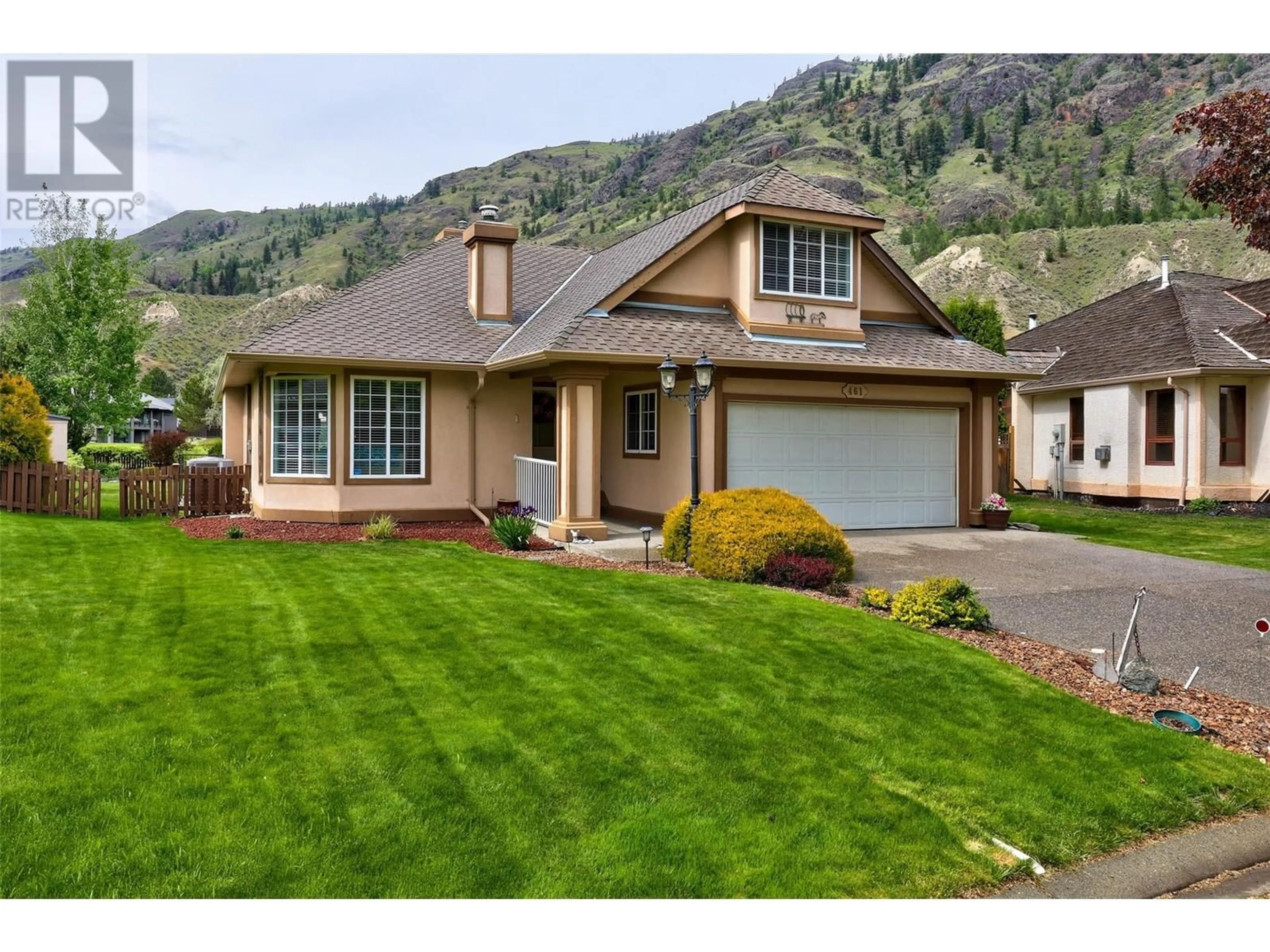 Home with vinyl exterior material, mountain view for 461 NUEVA WYND, Kamloops British Columbia V2H1S1