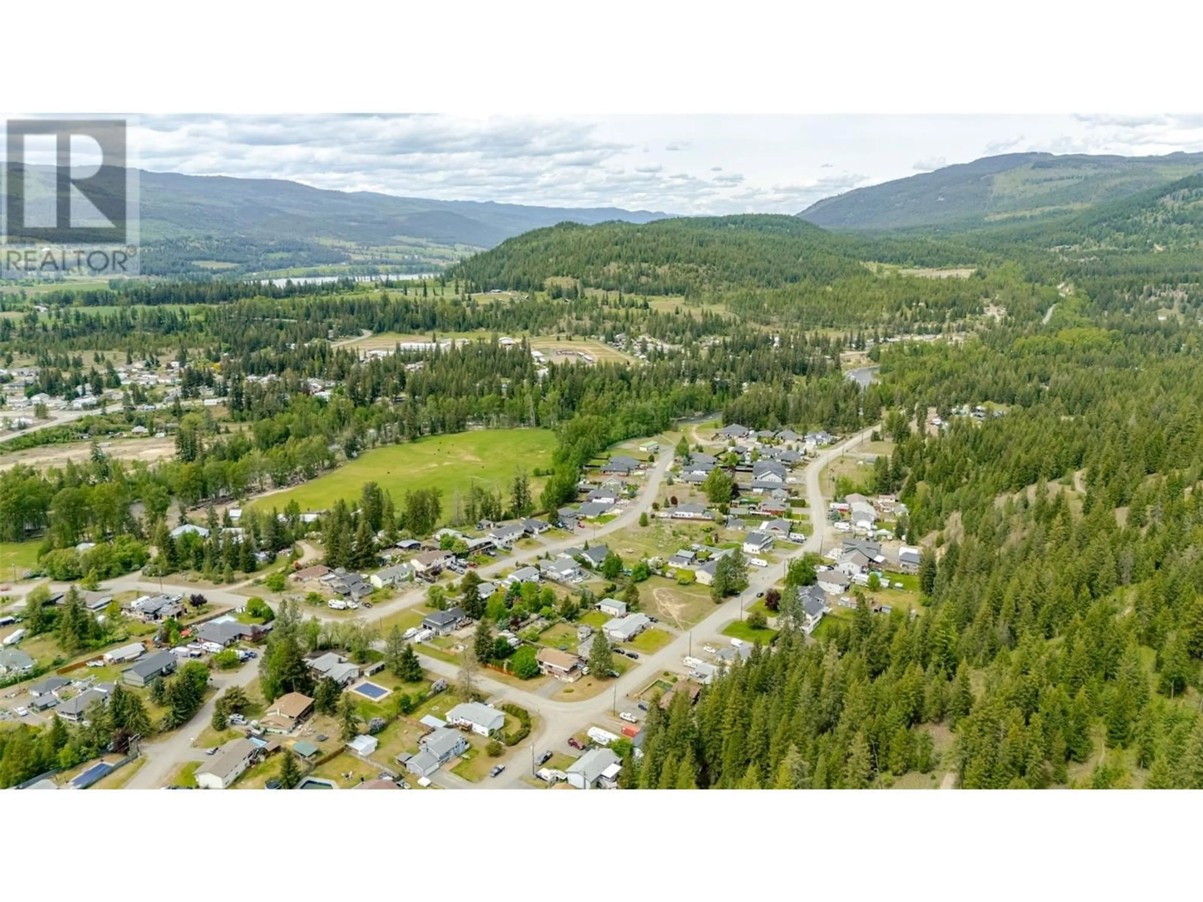 A pic from outside/outdoor area/front of a property/back of a property/a pic from drone, mountain view for 4728 BIRCH LANE NORTHEAST, Barriere British Columbia V0E1E0