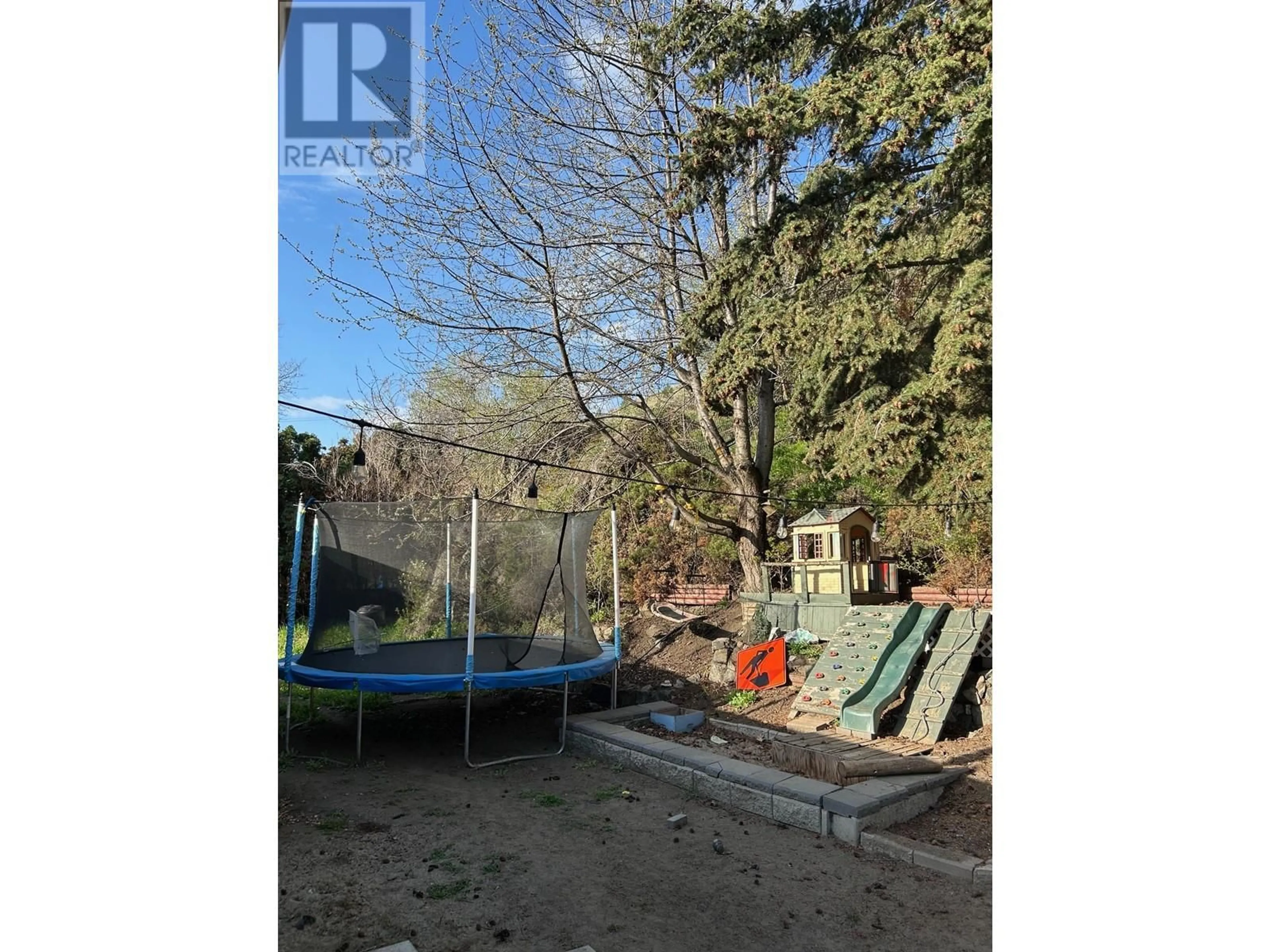 Unknown for 3224 ARCHIBALD PLACE, Kamloops British Columbia V2B8B2