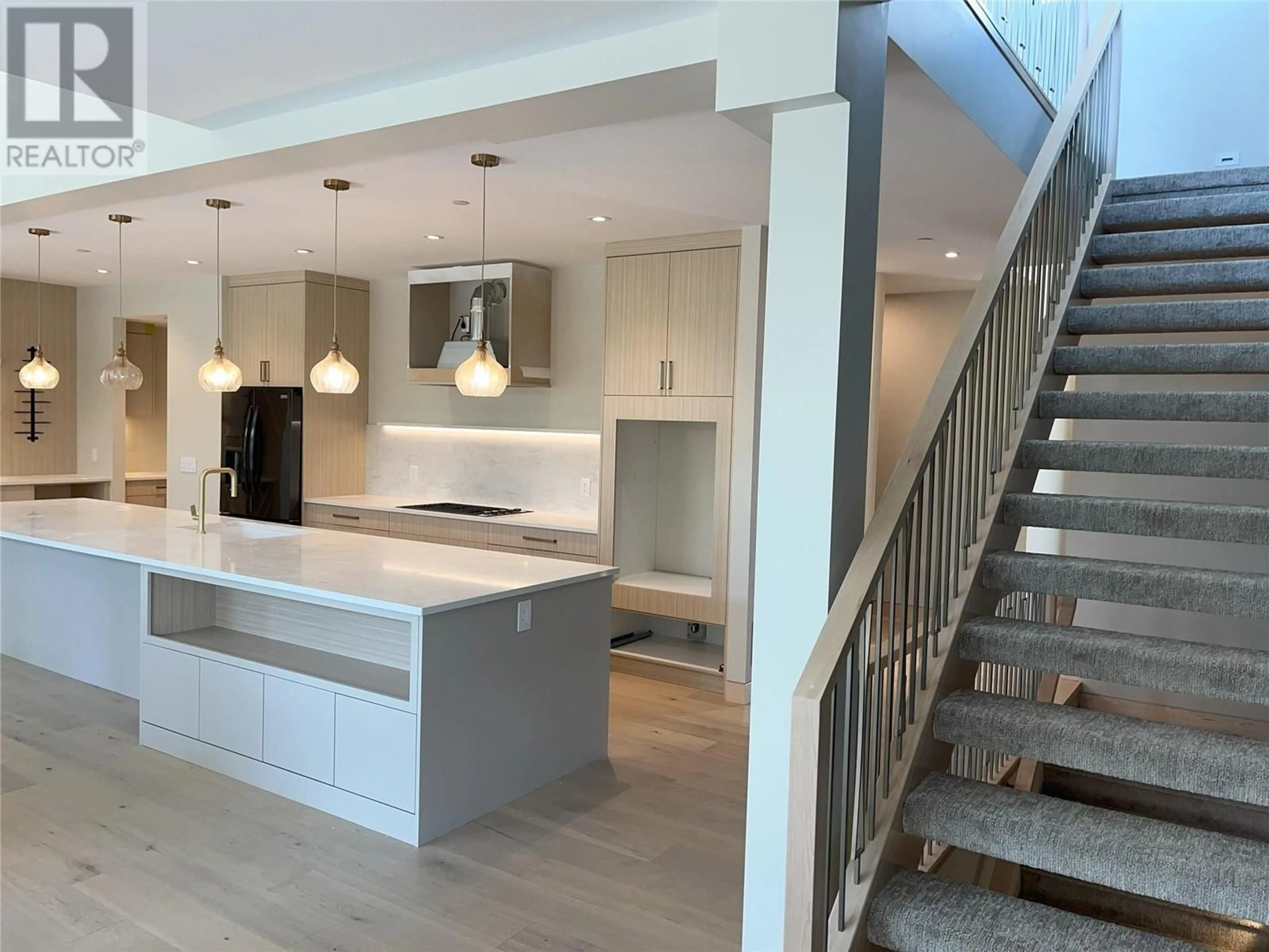 Open concept kitchen, unknown for 10313 LONG ROAD, Lake Country British Columbia V4V0A9