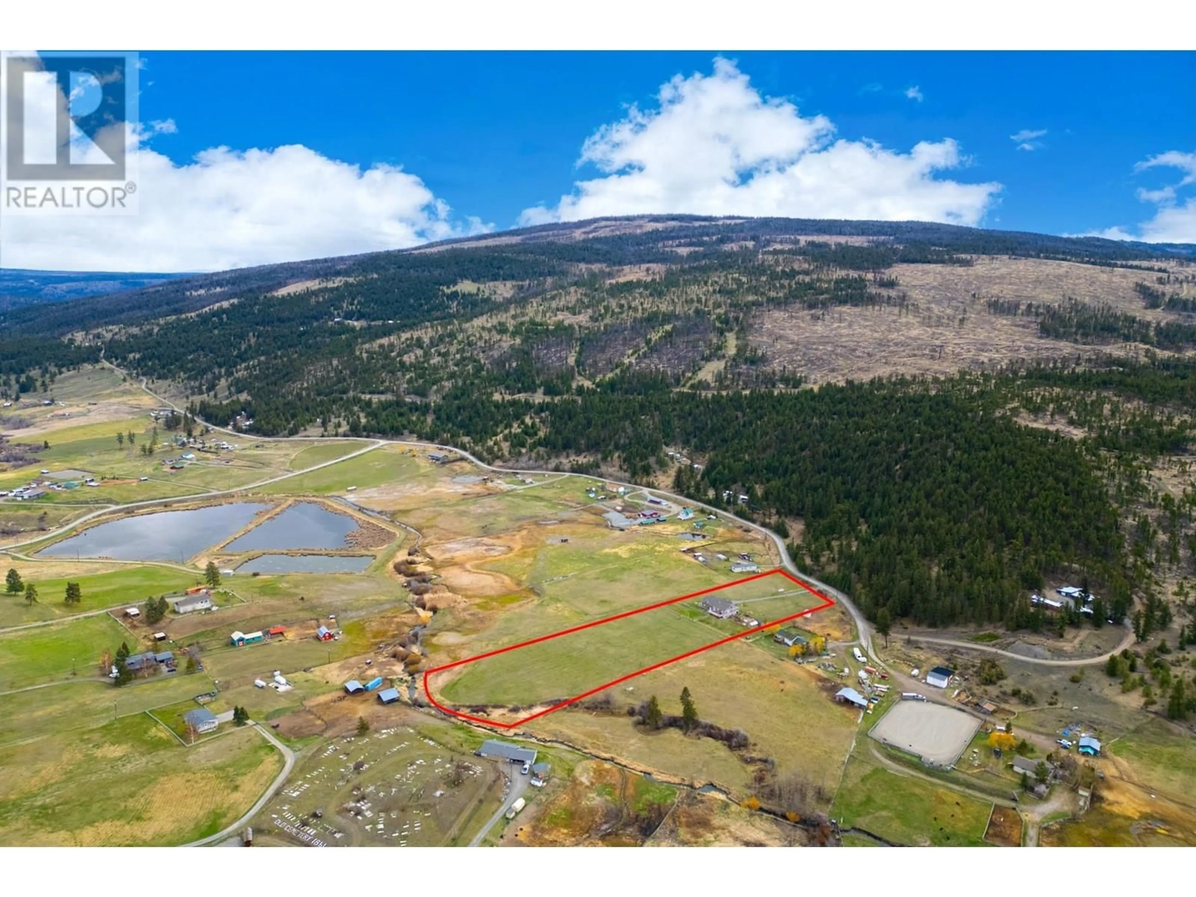 A pic from outside/outdoor area/front of a property/back of a property/a pic from drone, mountain view for 661 LAGOON COURT ROAD, Clinton British Columbia V0K1K0