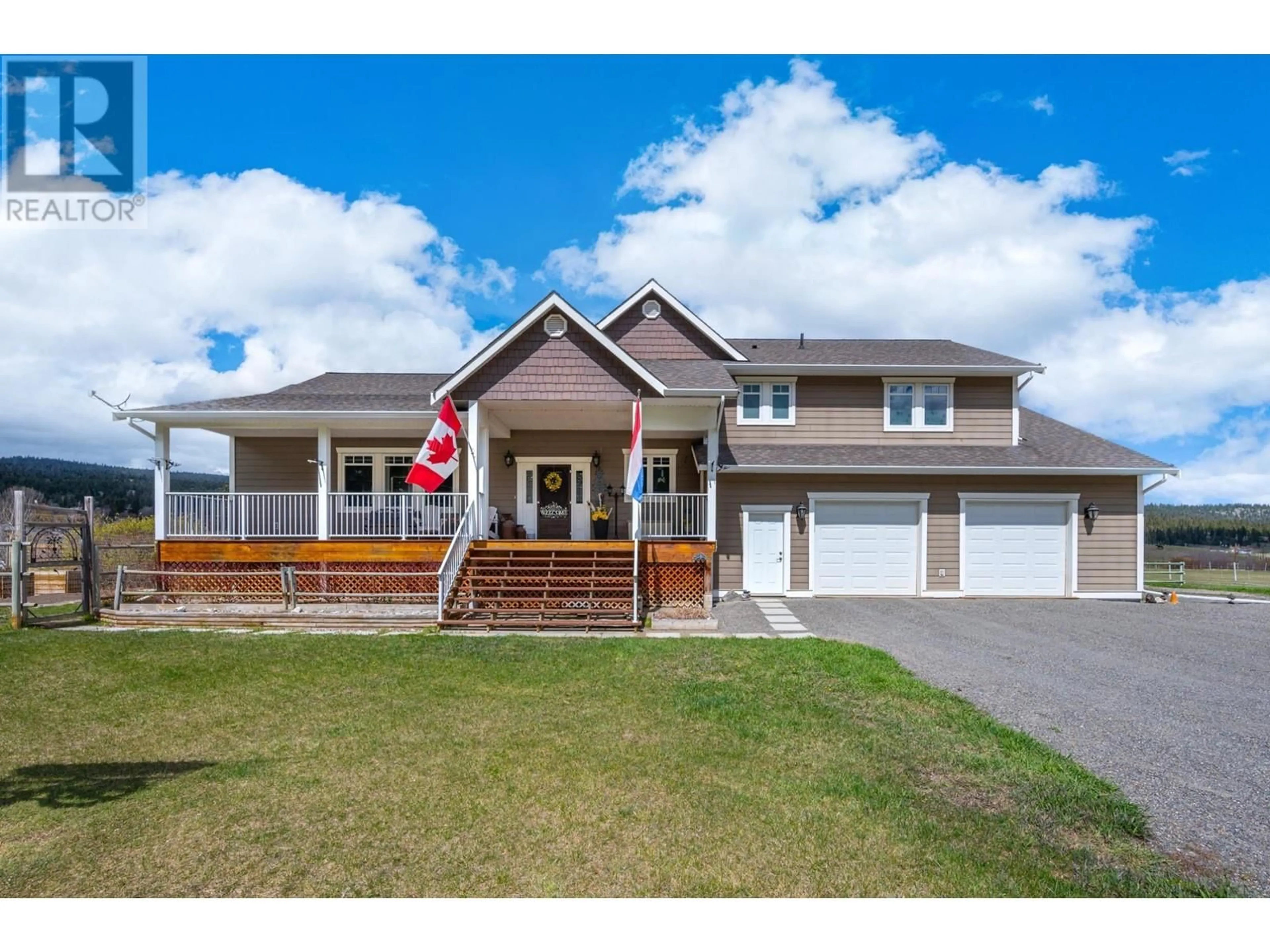 Home with vinyl exterior material, unknown for 661 LAGOON COURT ROAD, Clinton British Columbia V0K1K0