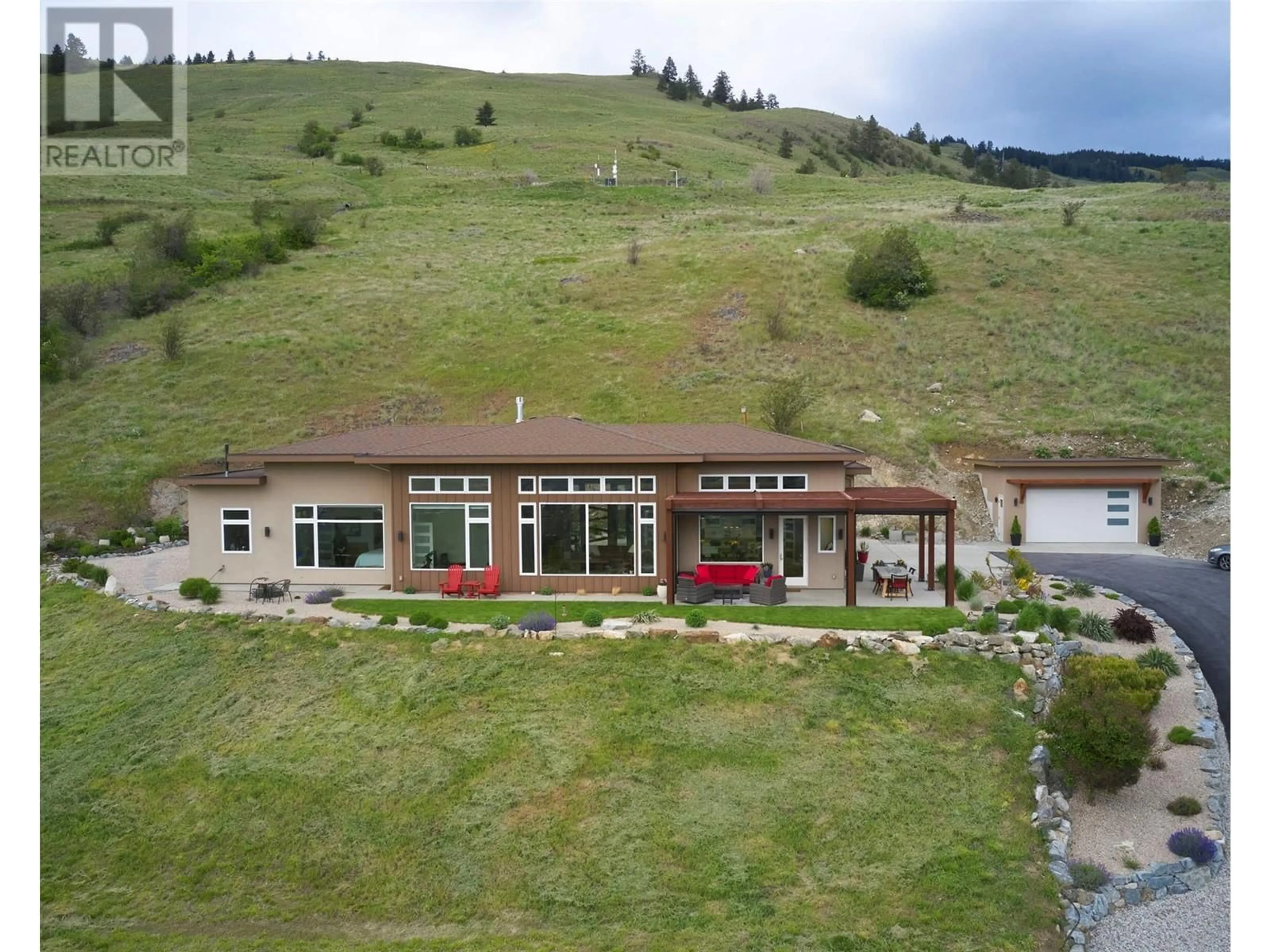 A pic from outside/outdoor area/front of a property/back of a property/a pic from drone, unknown for 56 RAVINE DRIVE, Coldstream British Columbia V1B4C9