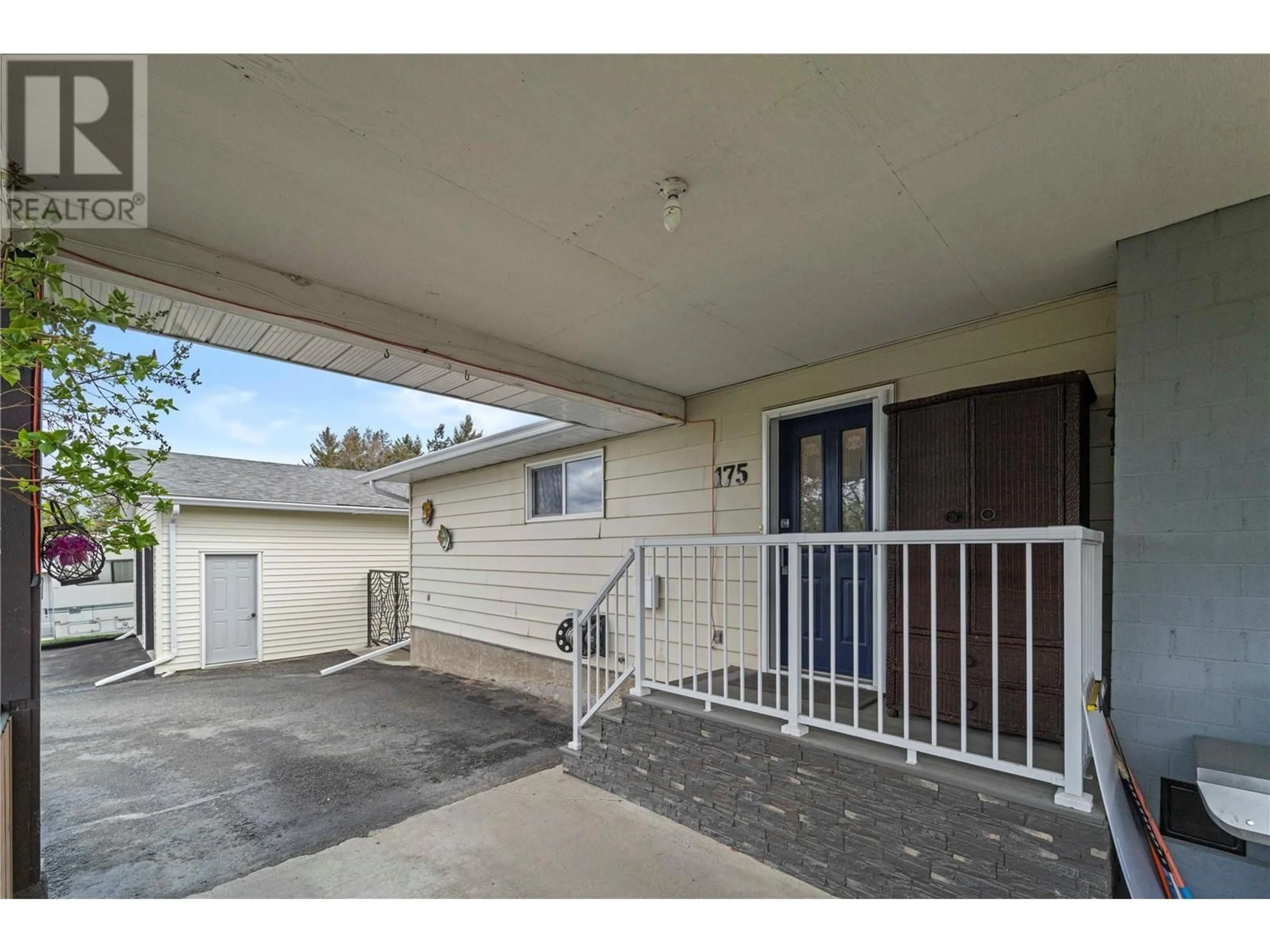 Patio, street for 175 PONDEROSA AVENUE, Logan Lake British Columbia V0K1W0
