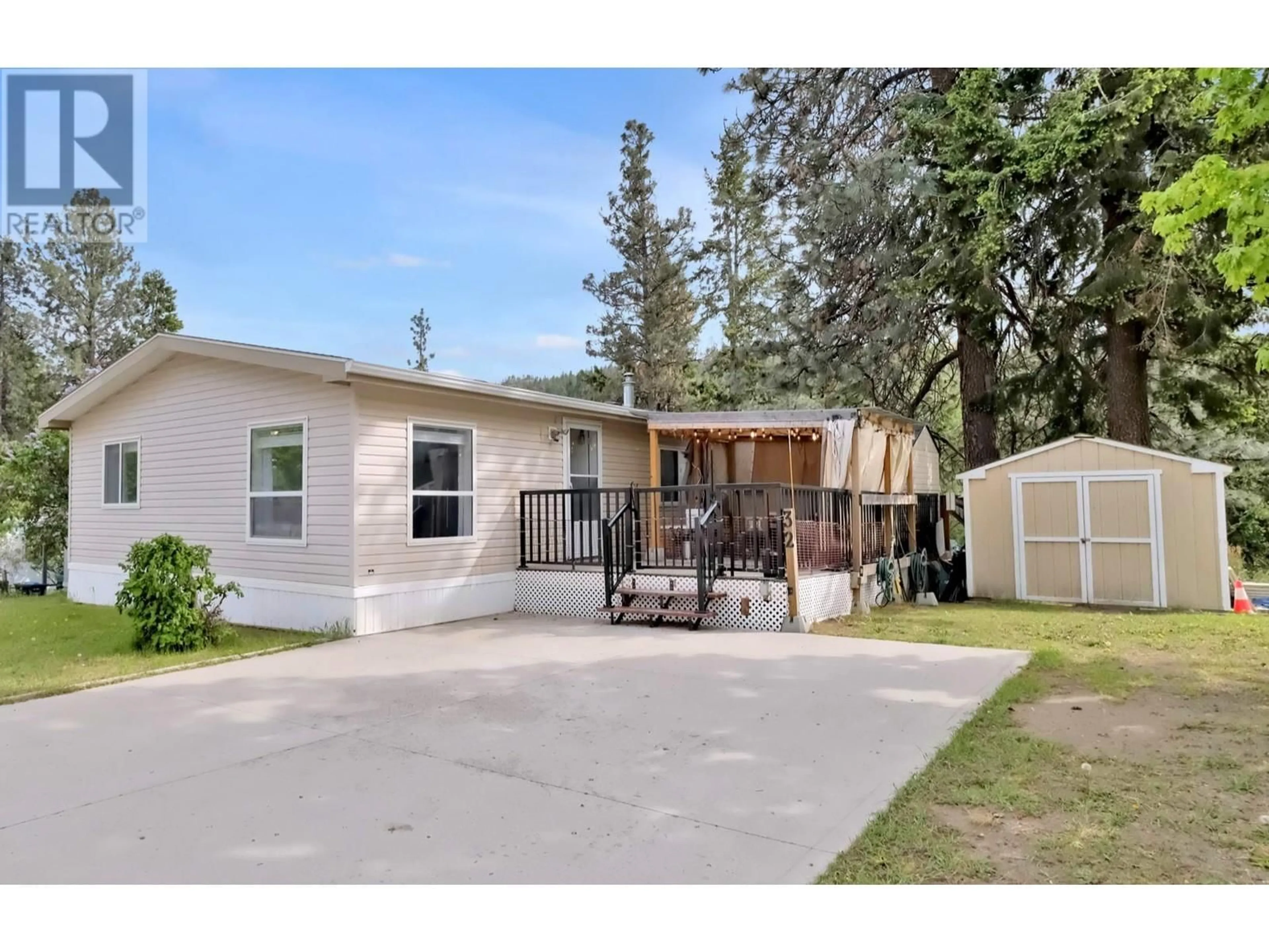 Unknown for 32 - 5371 PRINCETON AVENUE, Peachland British Columbia V0H1X8