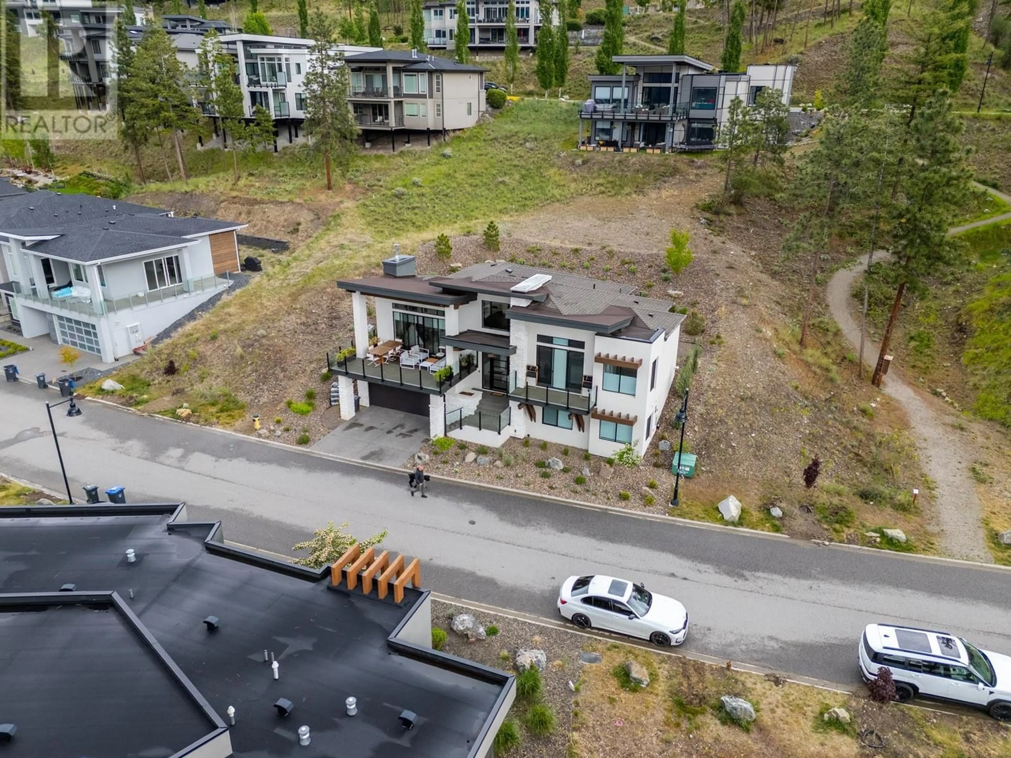 A pic from outside/outdoor area/front of a property/back of a property/a pic from drone, unknown for 3387 WATER BIRCH CIRCLE, Kelowna British Columbia V1V3G1