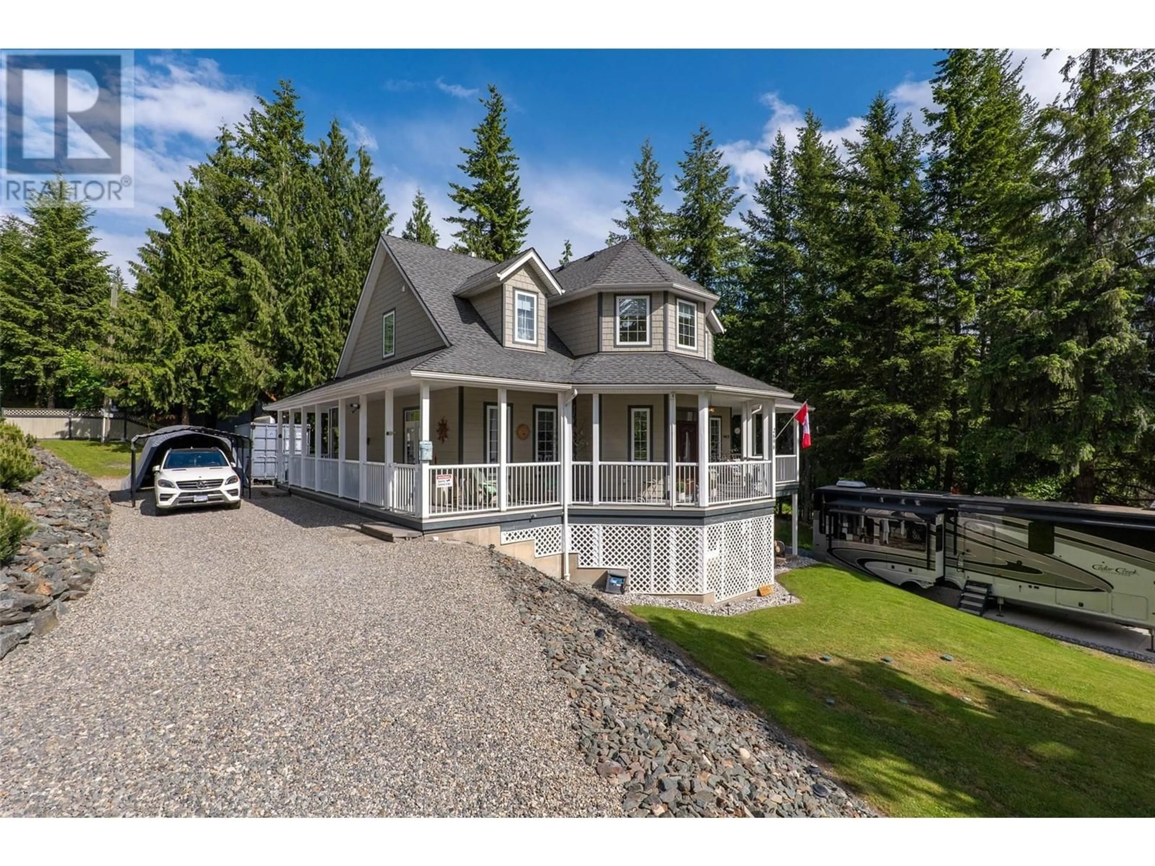 A pic from outside/outdoor area/front of a property/back of a property/a pic from drone, unknown for 2696 FRASER ROAD, Anglemont British Columbia V0E1M8