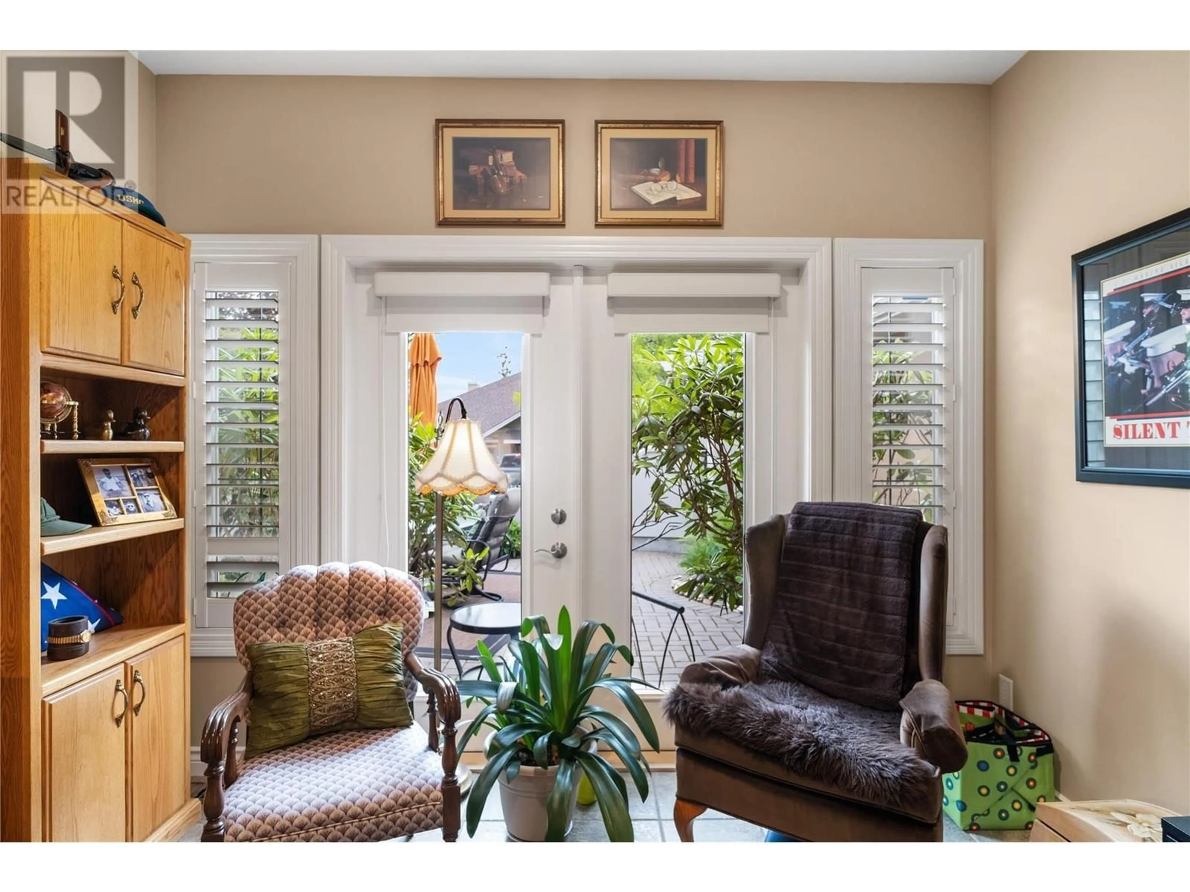 Indoor entryway for 28 - 4520 GALLAGHERS LOOKOUT, Kelowna British Columbia V1W3Z8