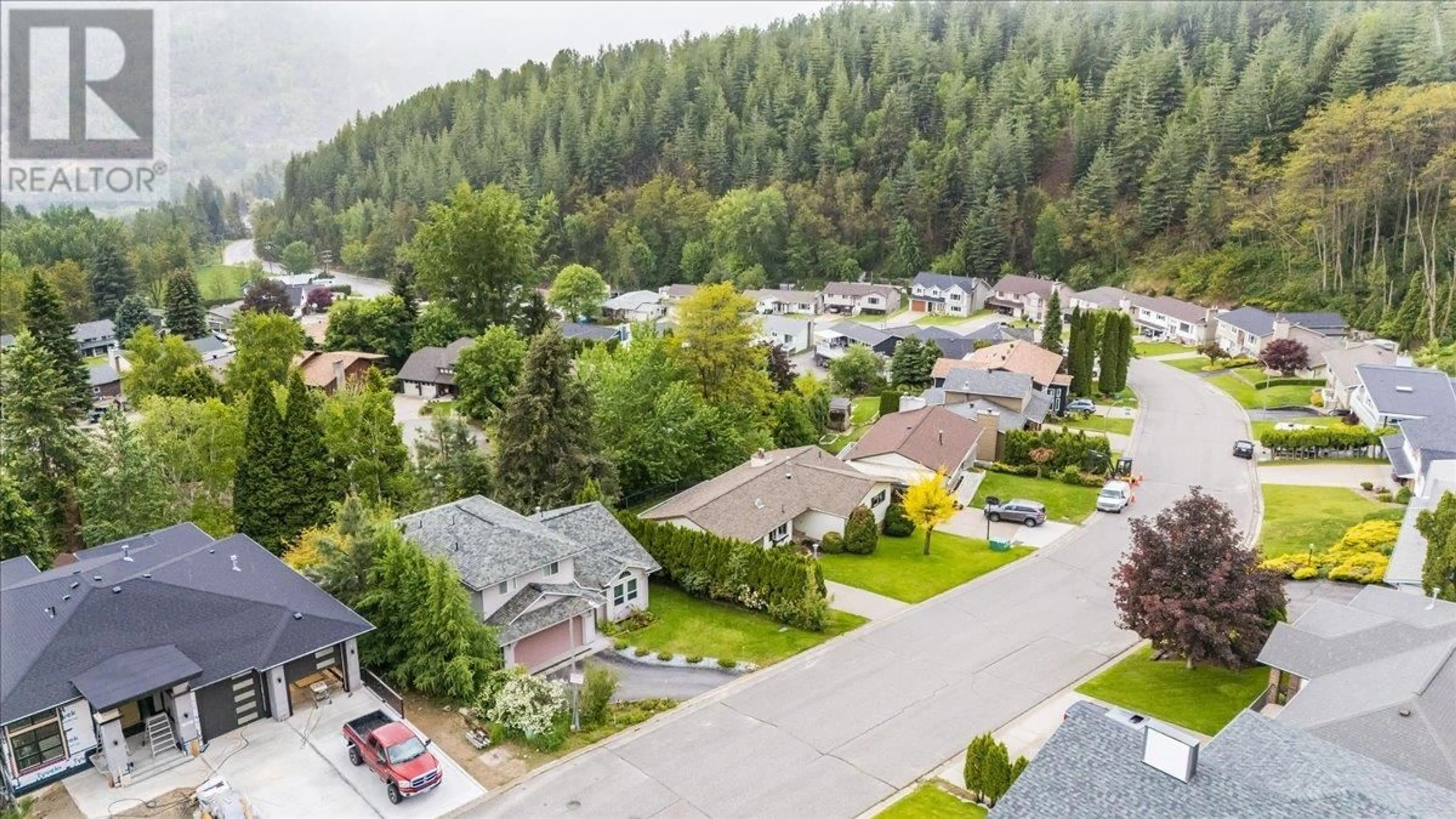 A pic from outside/outdoor area/front of a property/back of a property/a pic from drone, unknown for 2391 MCBRIDE STREET, Trail British Columbia V1R3A6