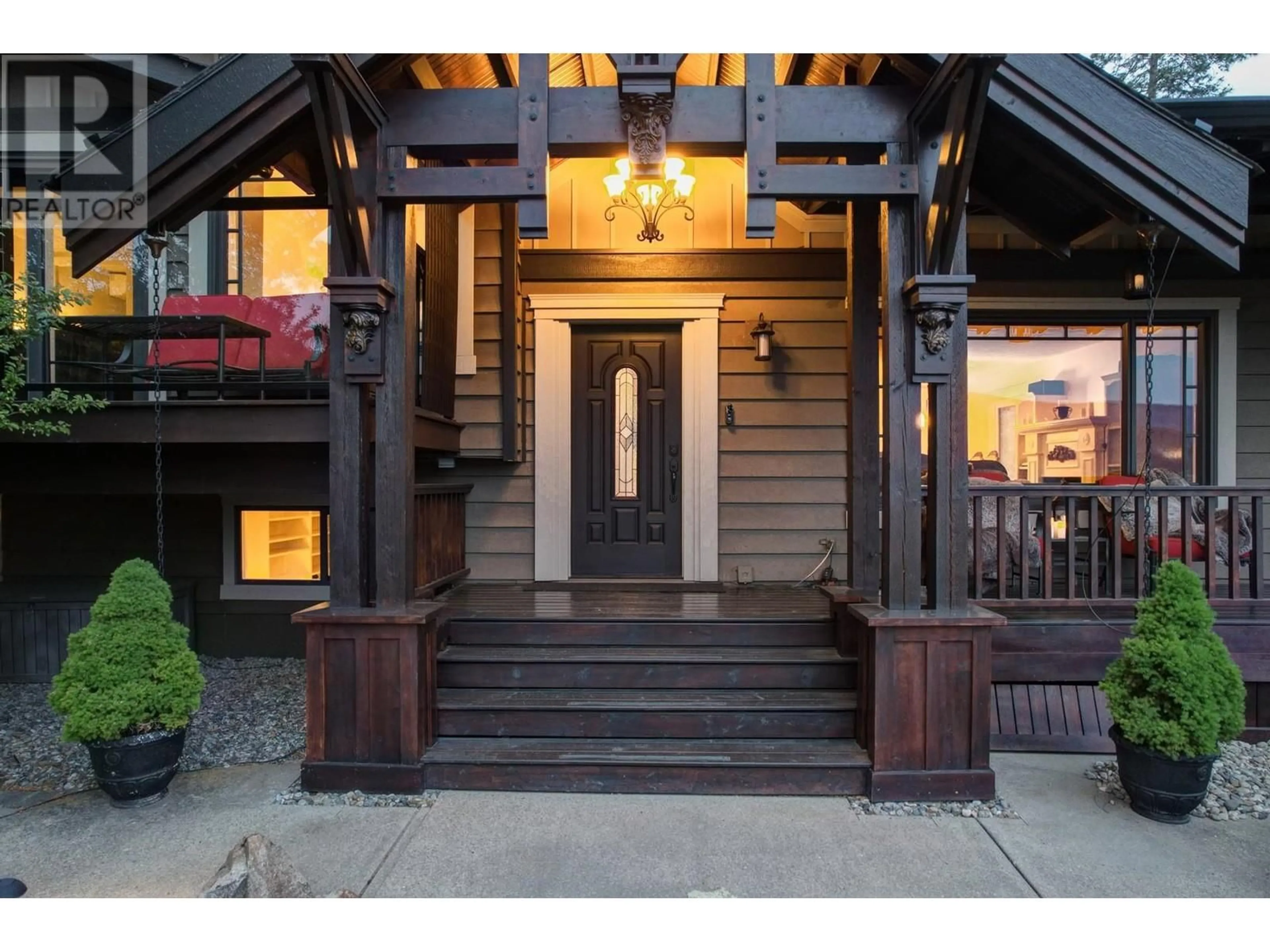 Indoor entryway for 2165 PALY ROAD, Kelowna British Columbia V1V2B9