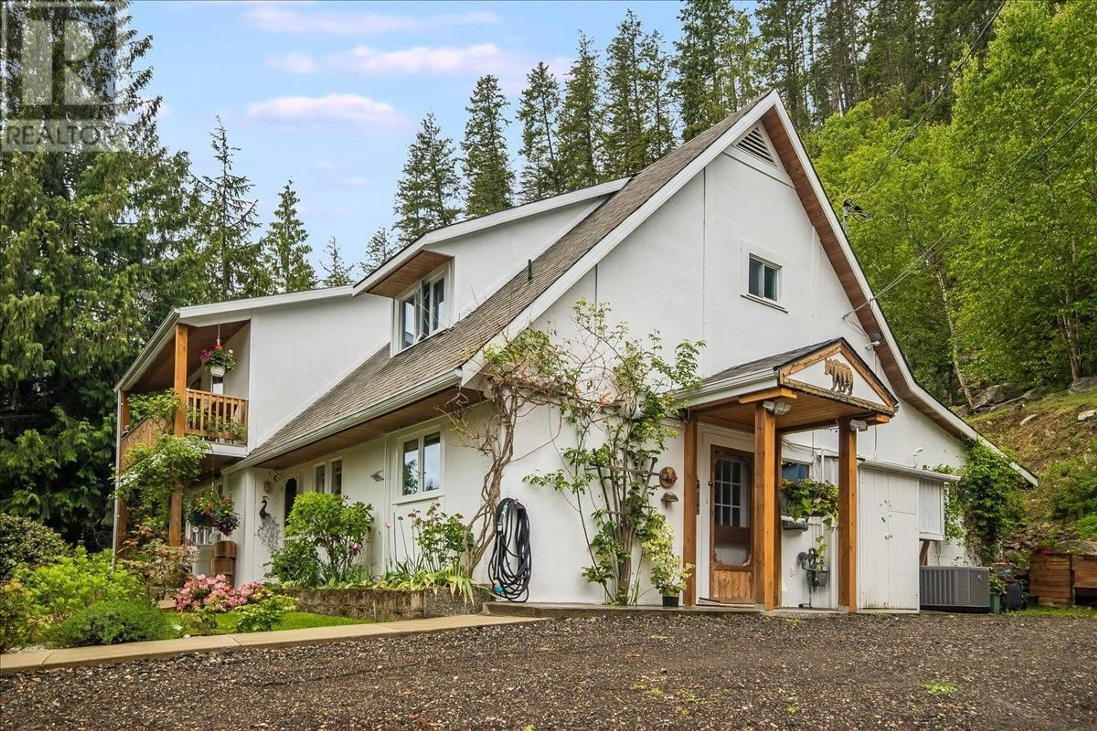 Home with vinyl exterior material, mountain view for 1781 RIDGEWOOD ROAD, Nelson British Columbia V1L6J9