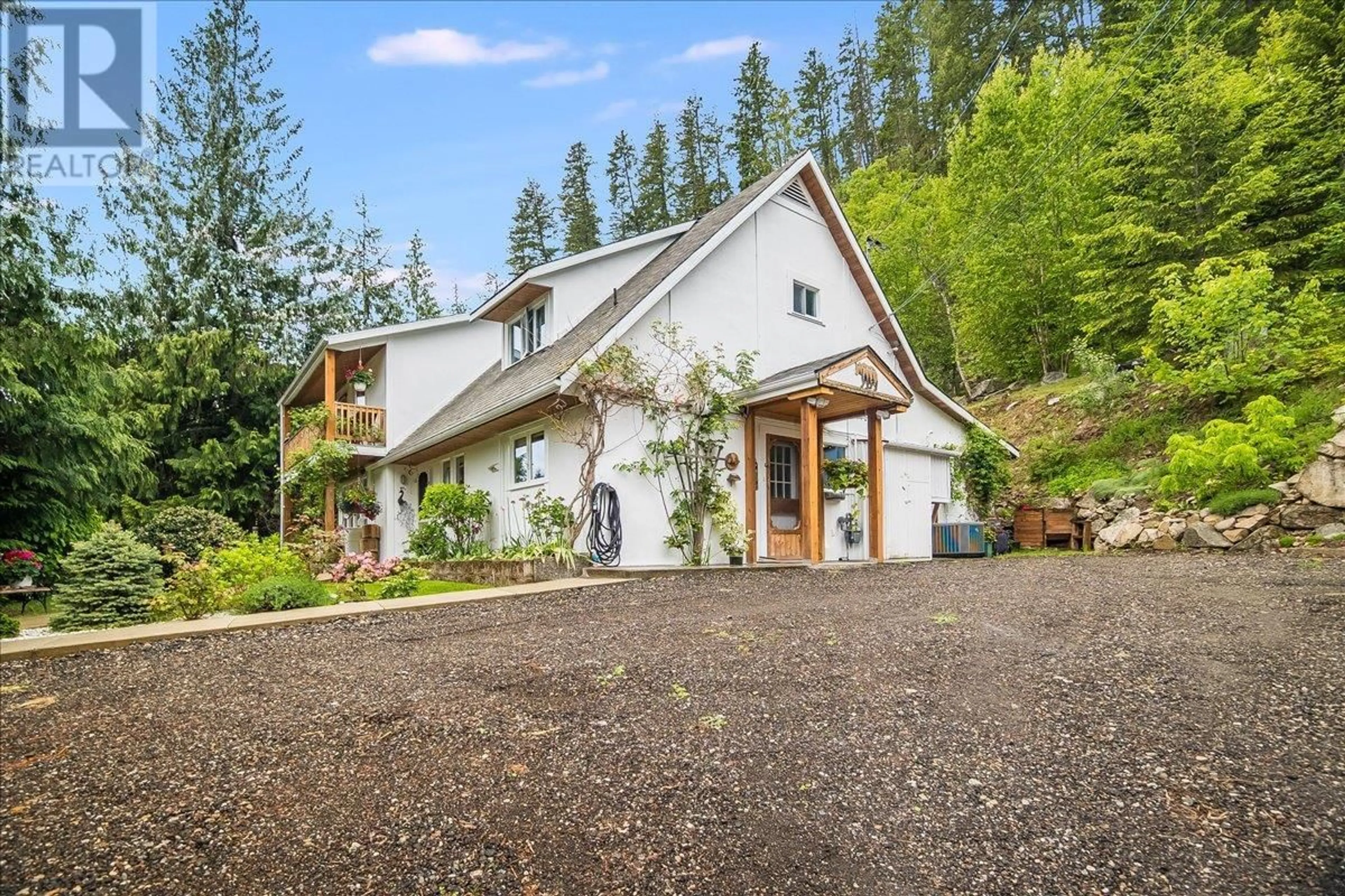 A pic from outside/outdoor area/front of a property/back of a property/a pic from drone, unknown for 1781 RIDGEWOOD ROAD, Nelson British Columbia V1L6J9