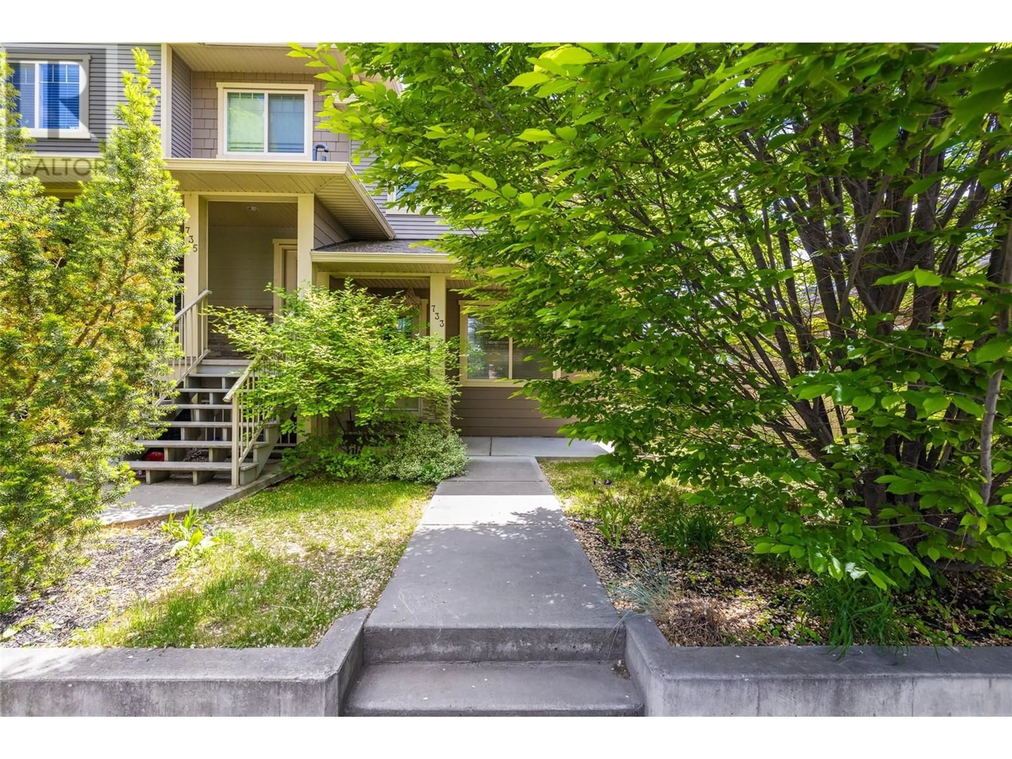 Unknown for 733 CLEMENT AVENUE, Kelowna British Columbia V1Y7C9