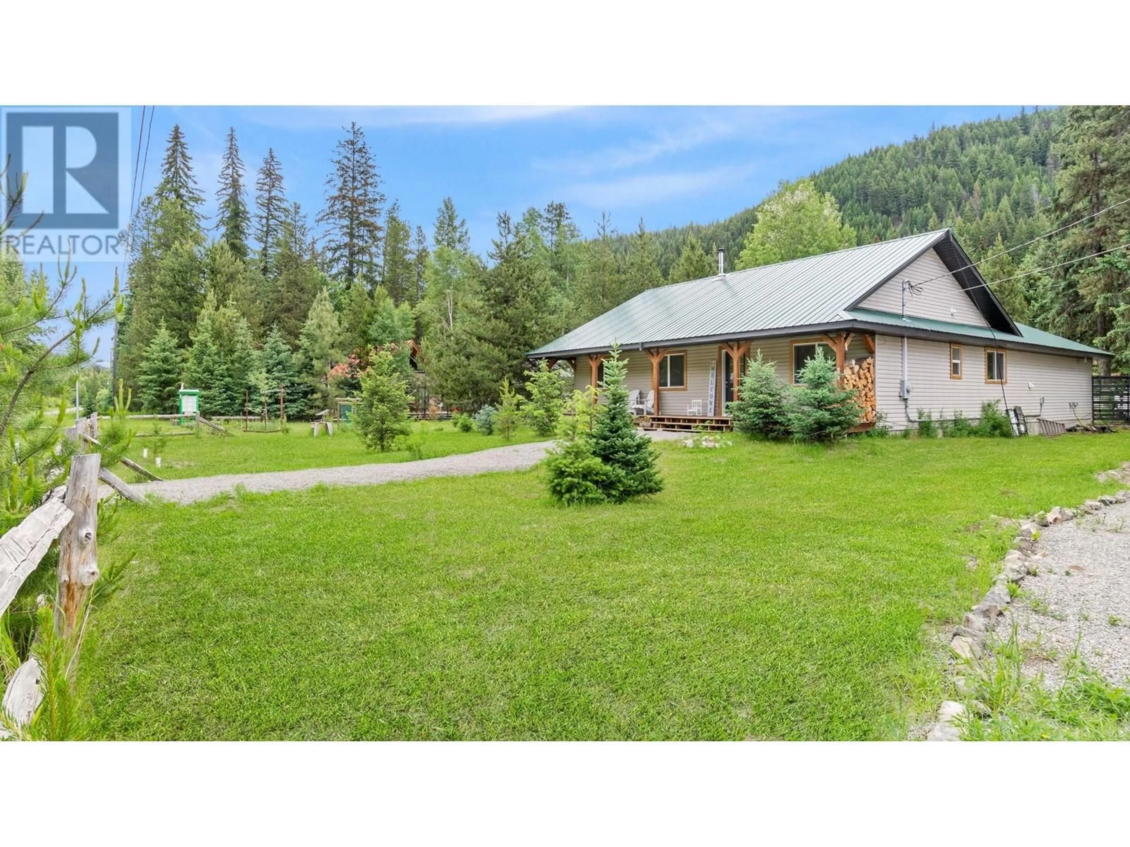 A pic from outside/outdoor area/front of a property/back of a property/a pic from drone, mountain view for 167 AIRSTRIP ROAD, Manning Park British Columbia V0X1R0