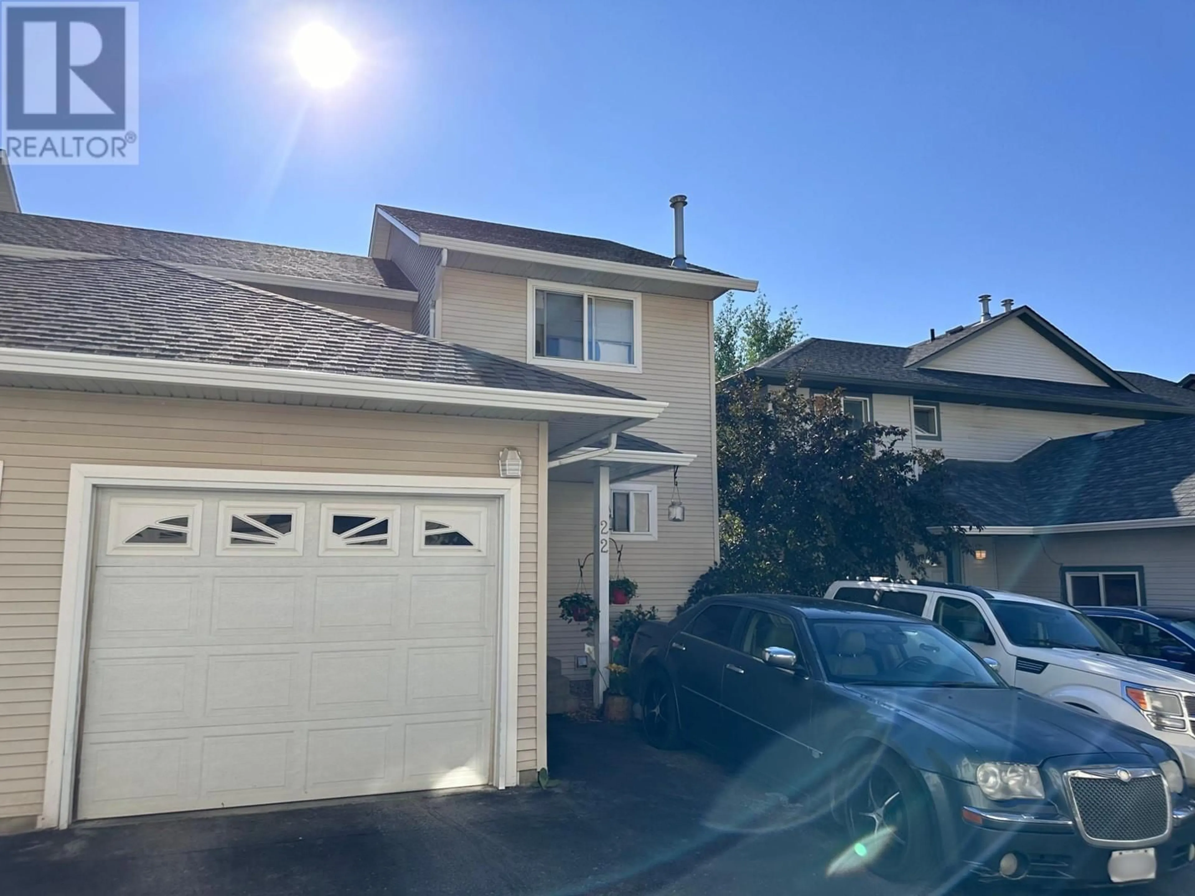 Home with vinyl exterior material, street for 22 - 1920 HUGH ALLAN DRIVE, Kamloops British Columbia V1S1Y5