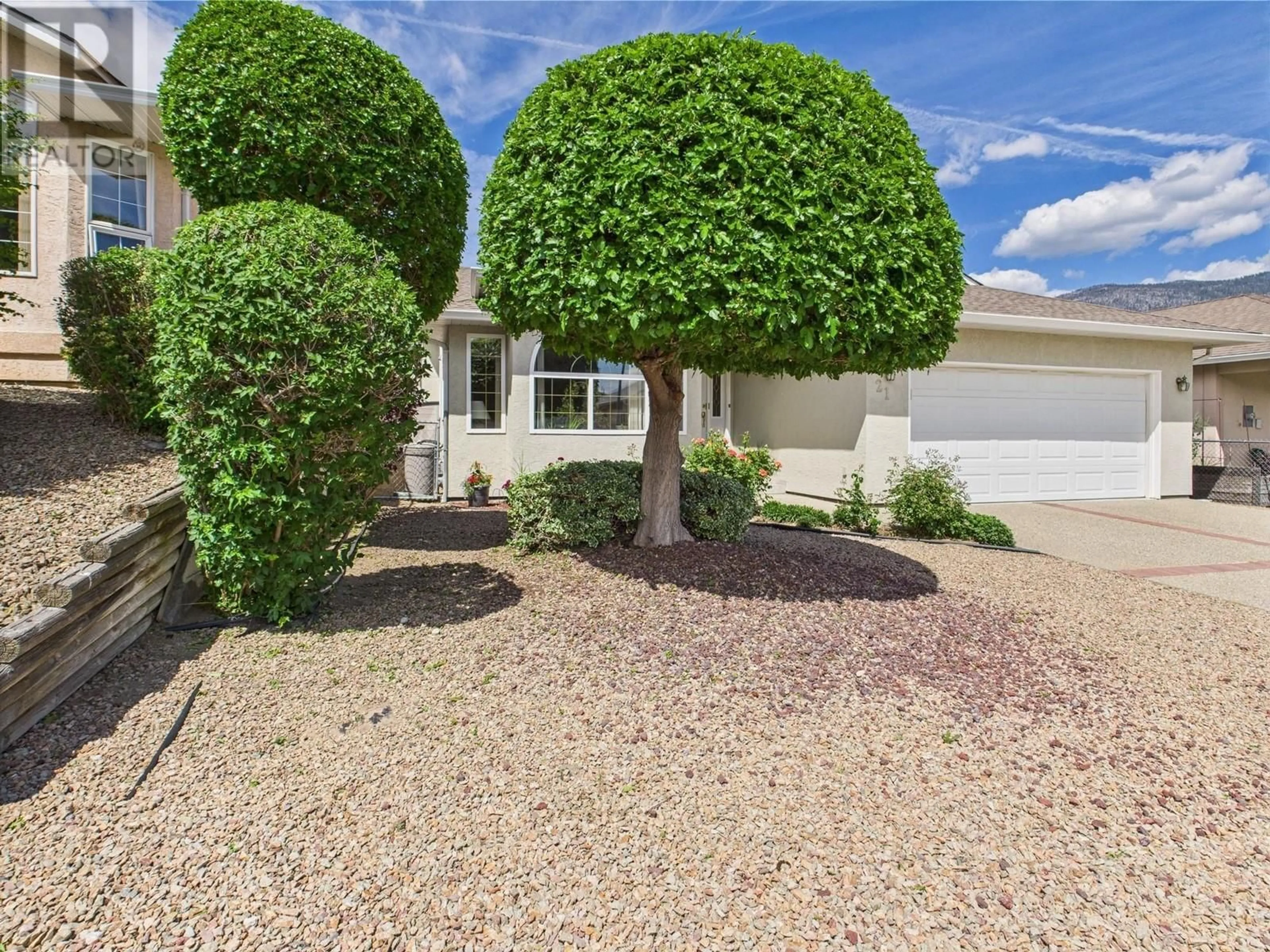 Home with vinyl exterior material, street for 21 SANDPIPER PLACE, Osoyoos British Columbia V0H1V5