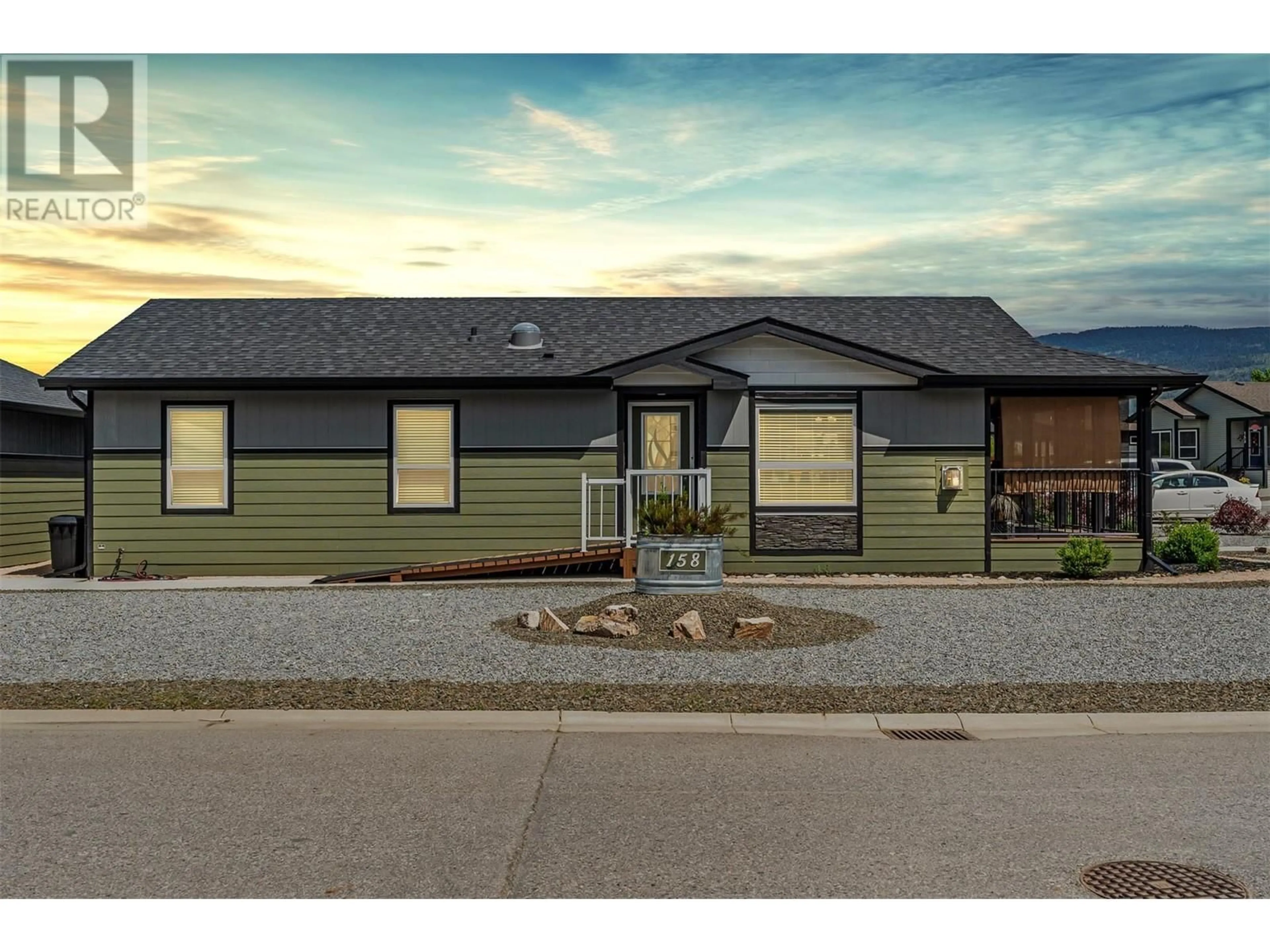 Home with vinyl exterior material, mountain view for 158 - 9510 97 HIGHWAY, Vernon British Columbia V1H1R8