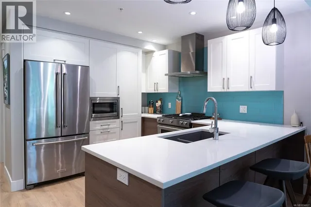 204 - 1820 MAPLE AVENUE SOUTH, Sooke 5