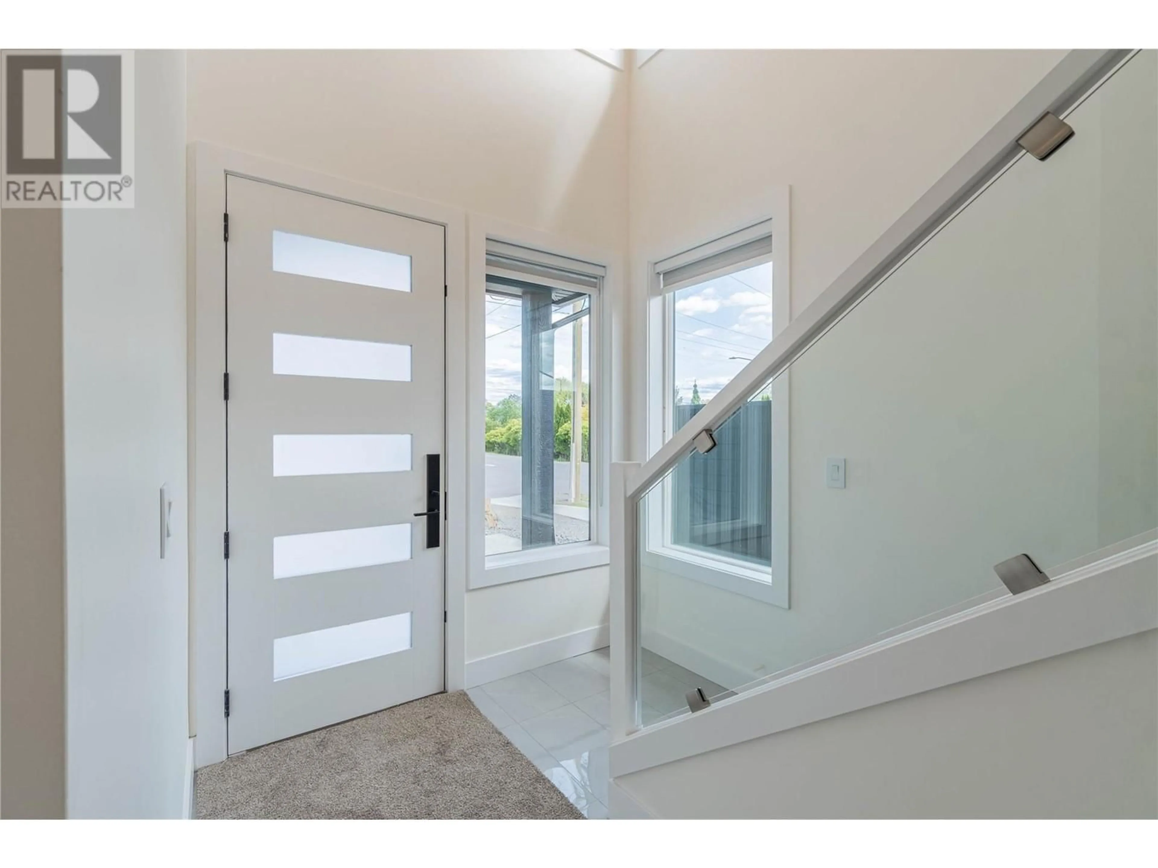 Indoor entryway for 2620 TRANQUILLE ROAD, Kamloops British Columbia V2B3P1