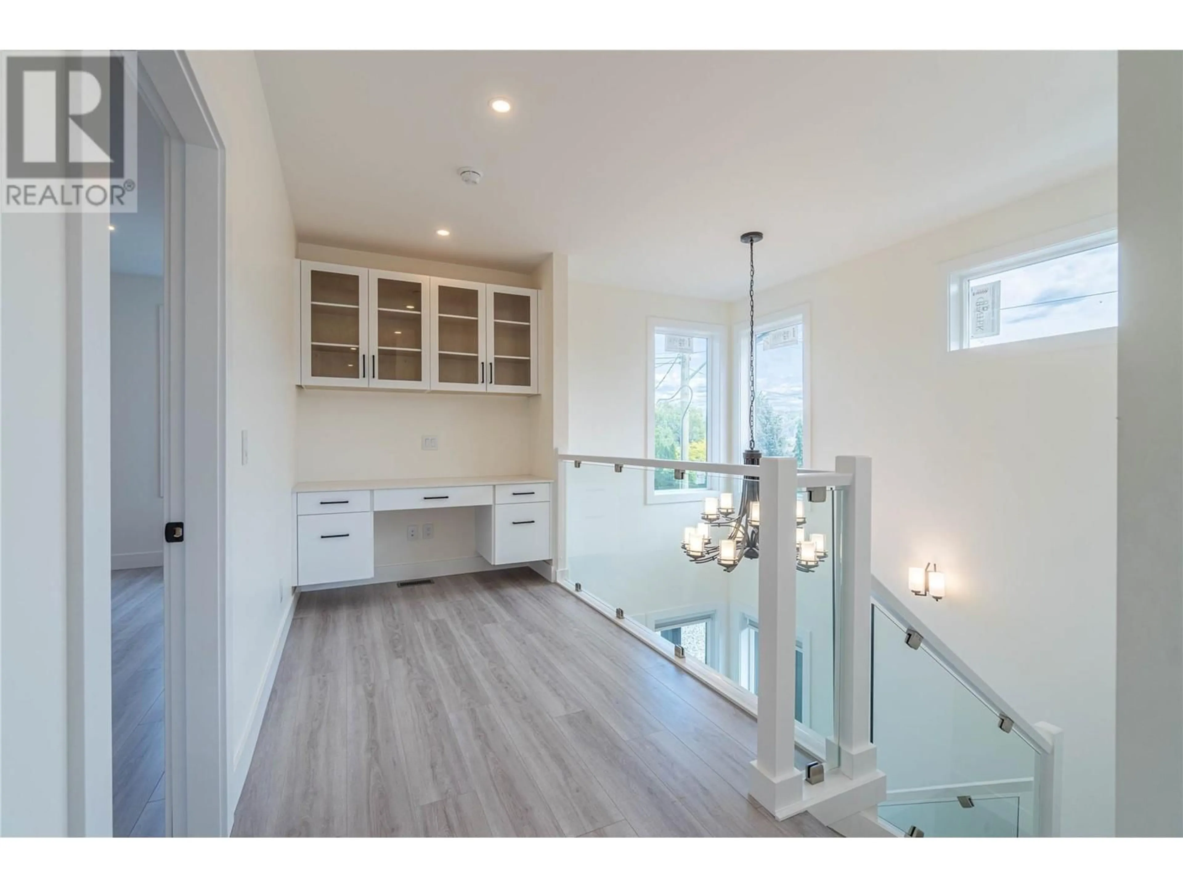 Indoor entryway for 2620 TRANQUILLE ROAD, Kamloops British Columbia V2B3P1