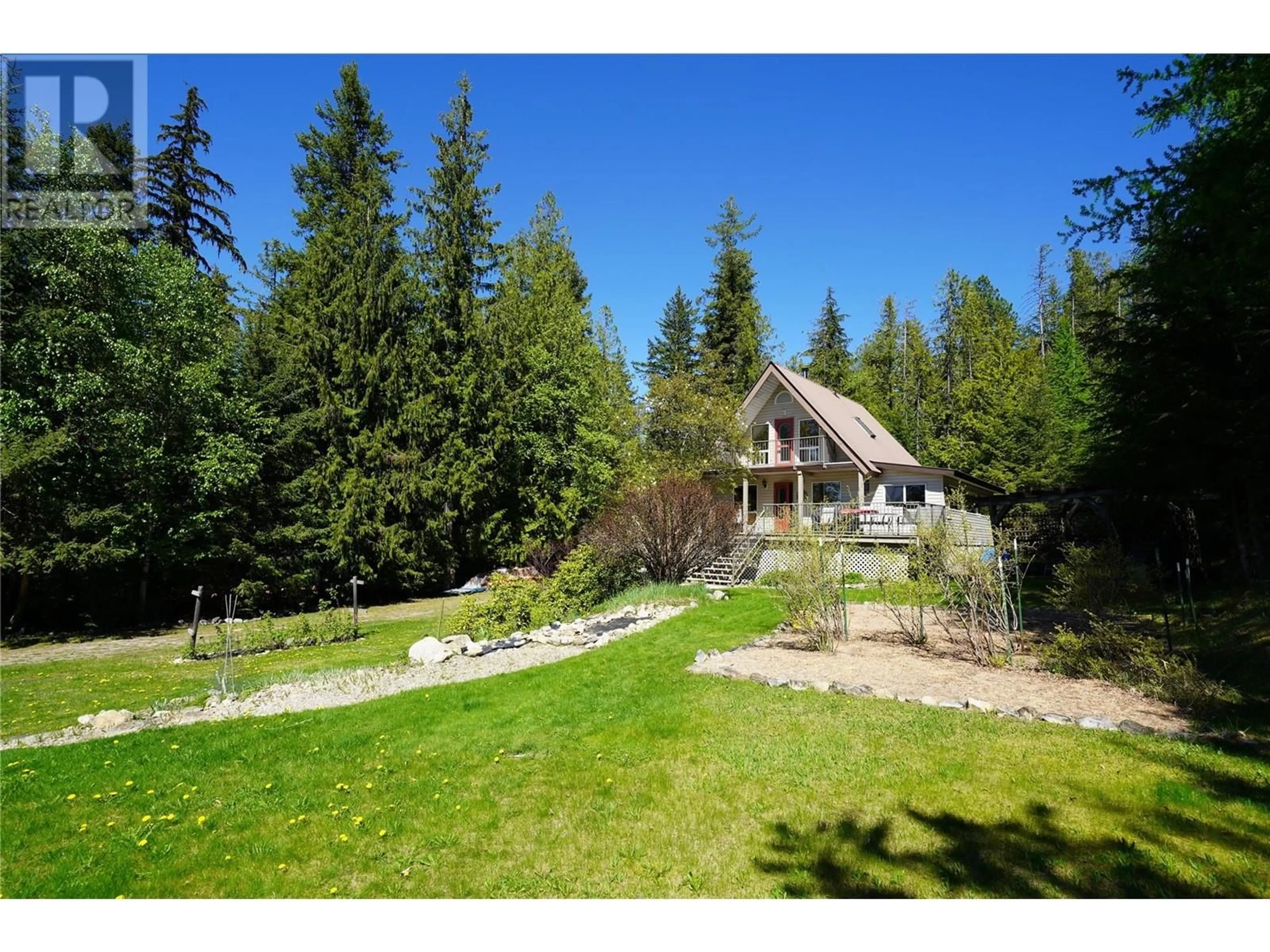 A pic from outside/outdoor area/front of a property/back of a property/a pic from drone, forest/trees view for 425 ALEXANDER ROAD, Procter British Columbia V1L0B5