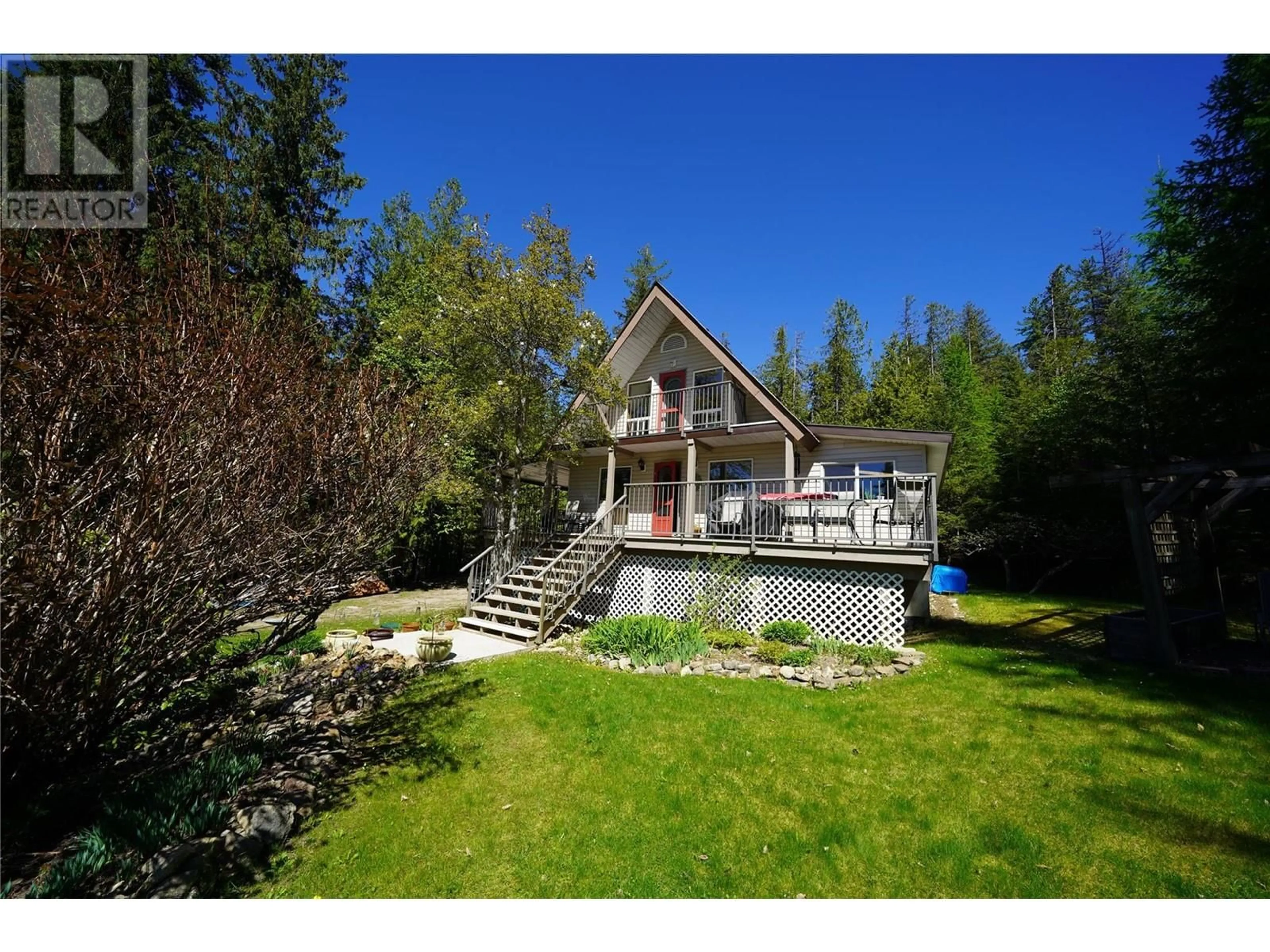 A pic from outside/outdoor area/front of a property/back of a property/a pic from drone, water/lake/river/ocean view for 425 ALEXANDER ROAD, Procter British Columbia V1L0B5