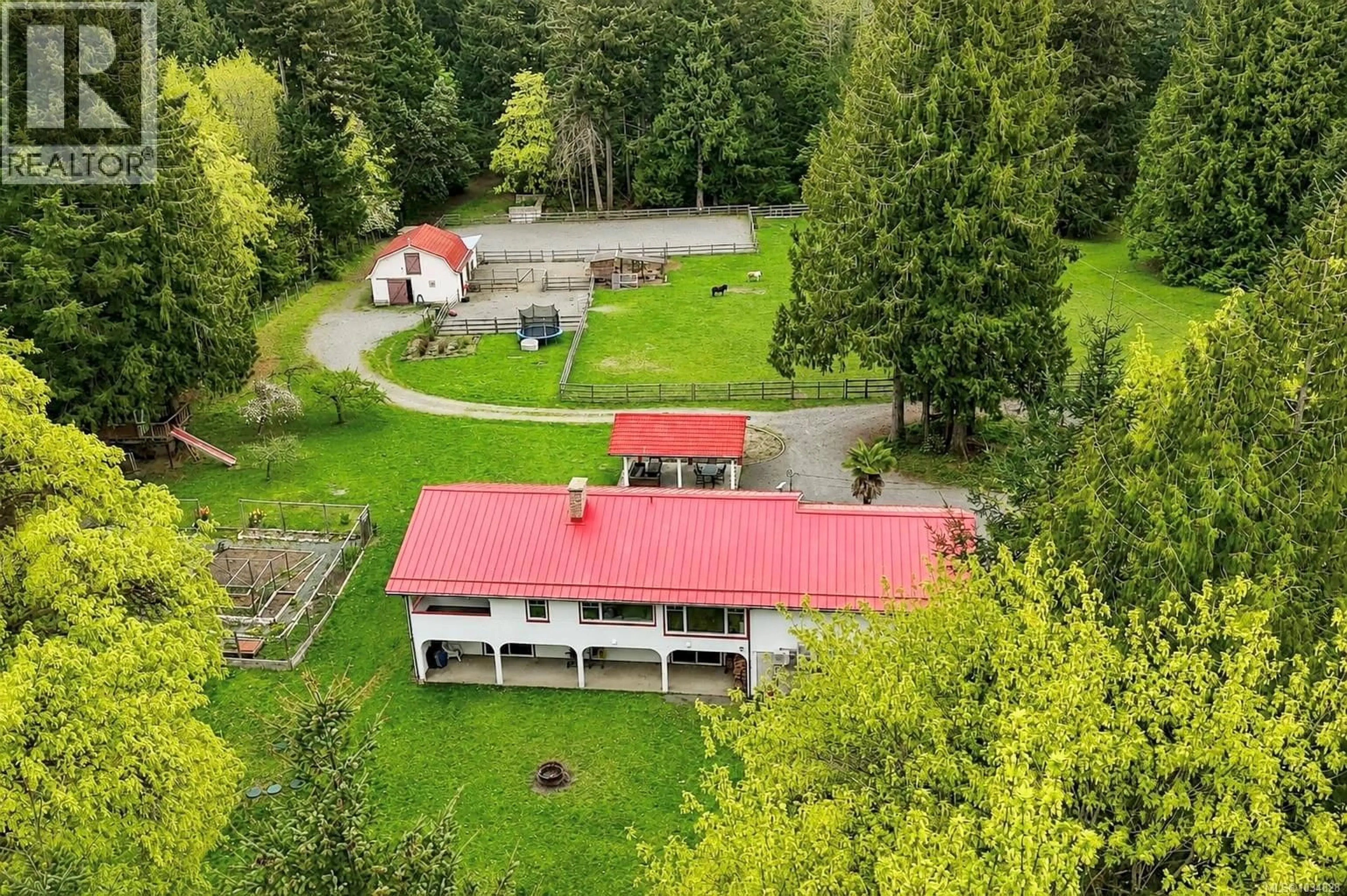 A pic from outside/outdoor area/front of a property/back of a property/a pic from drone, unknown for LEE ROAD, Duncan British Columbia V9L6S6