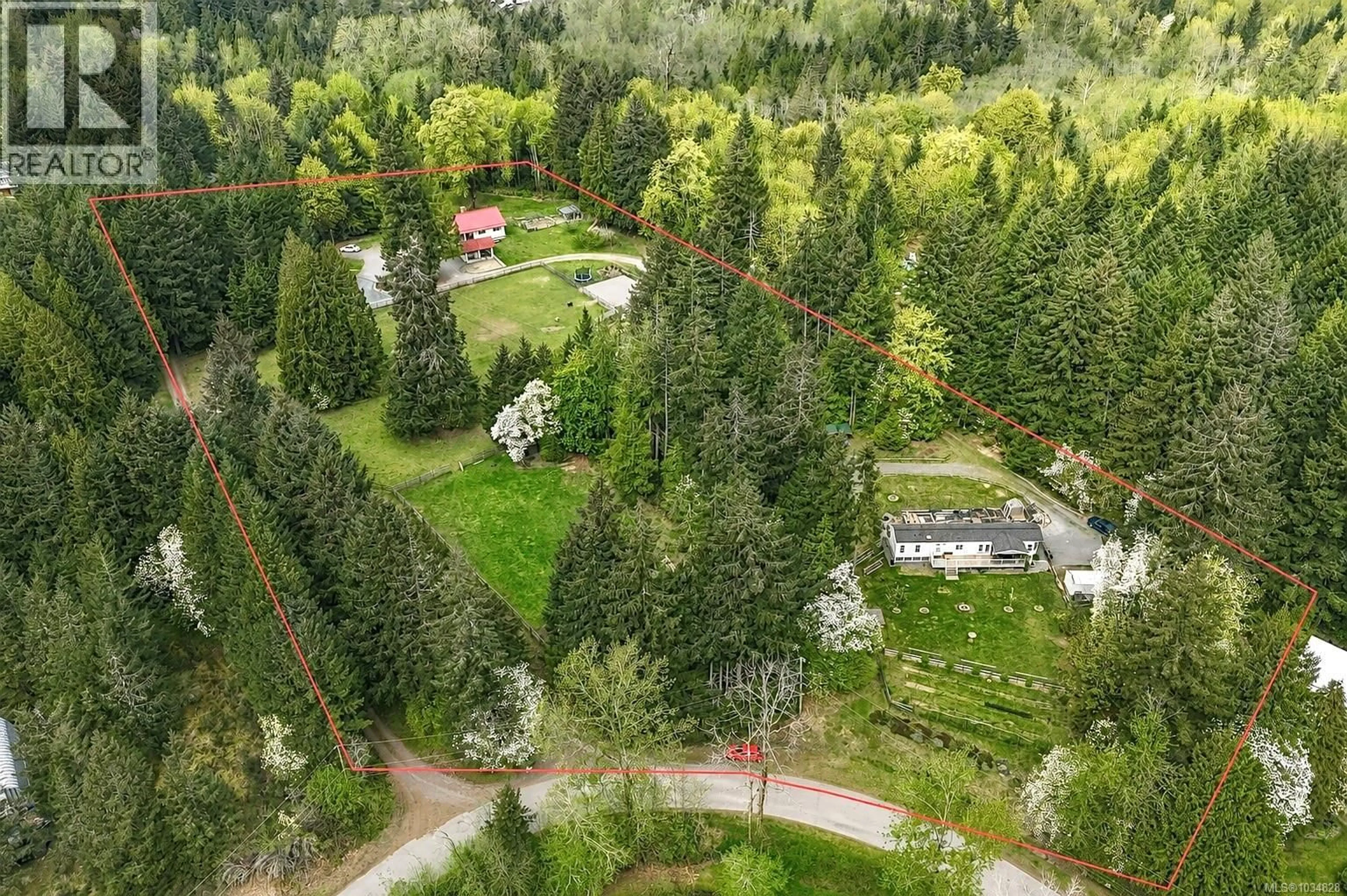 A pic from outside/outdoor area/front of a property/back of a property/a pic from drone, forest/trees view for LEE ROAD, Duncan British Columbia V9L6S6