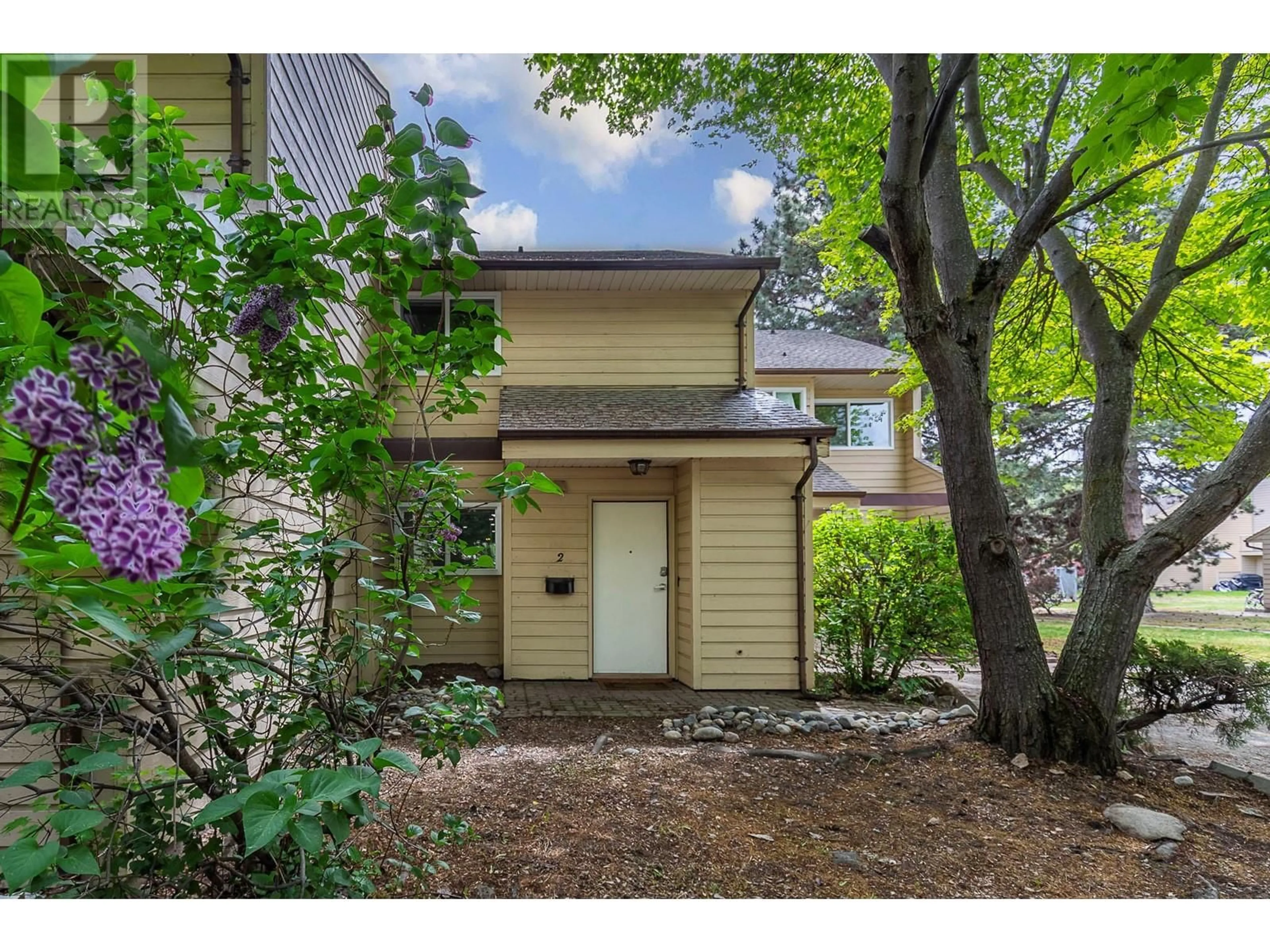 Home with vinyl exterior material, street for 2 - 5300 25 AVENUE, Vernon British Columbia V1T6R4