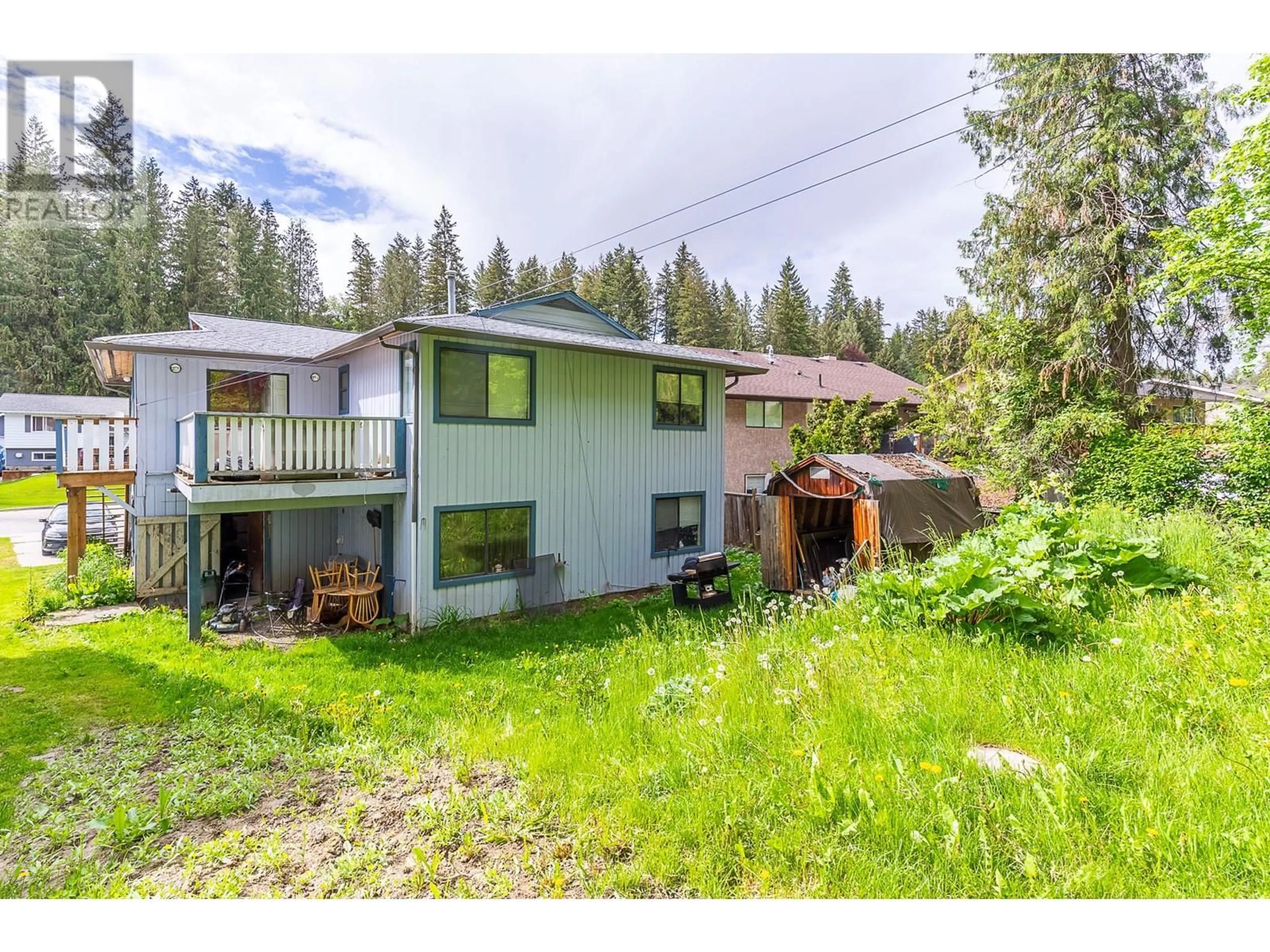 A pic from outside/outdoor area/front of a property/back of a property/a pic from drone, unknown for 3870 HIGHLAND PARK DRIVE, Armstrong British Columbia V0E1B4