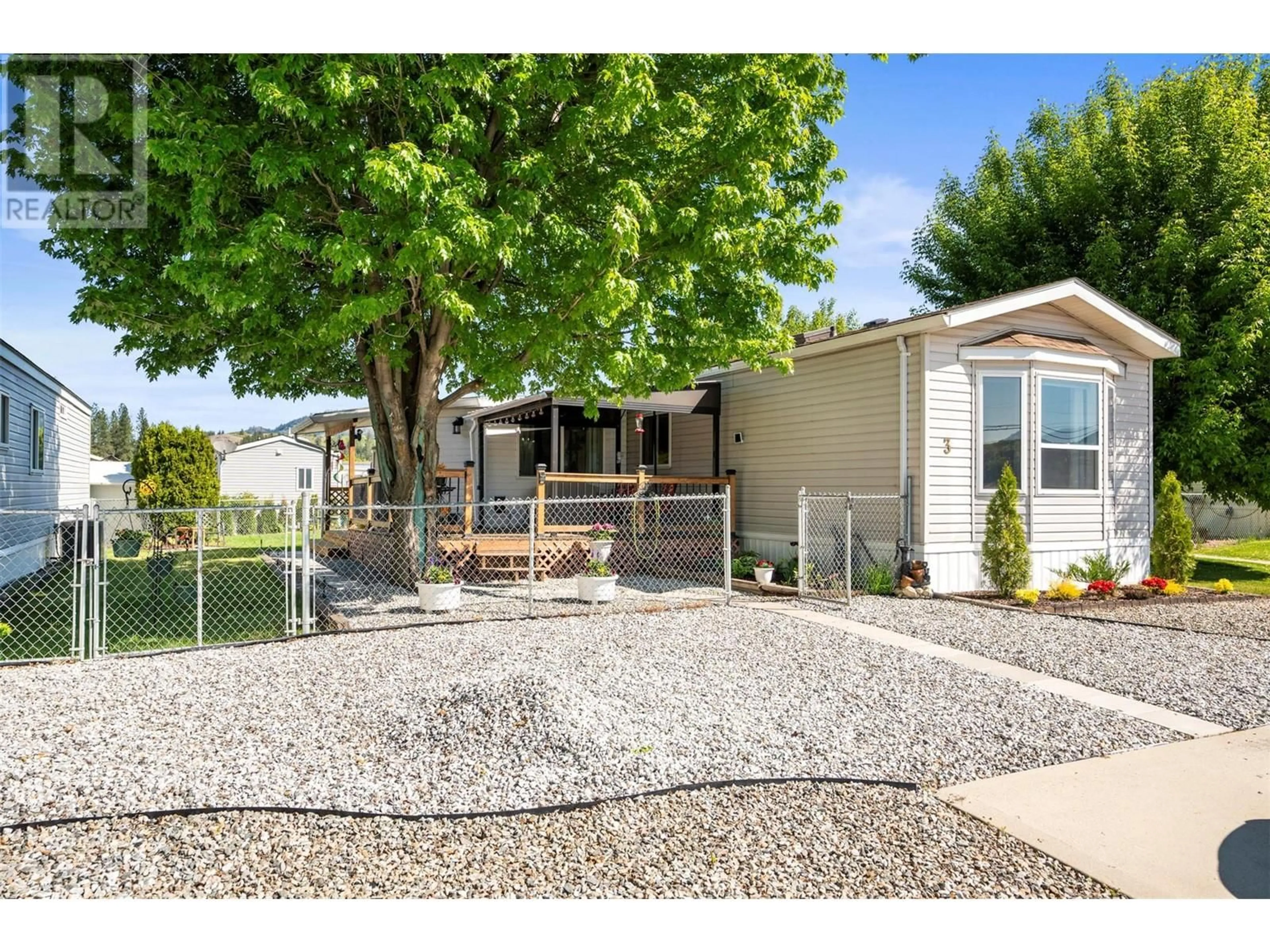 Home with vinyl exterior material, unknown for 3 - 12560 WESTSIDE ROAD, Vernon British Columbia V1H1S9