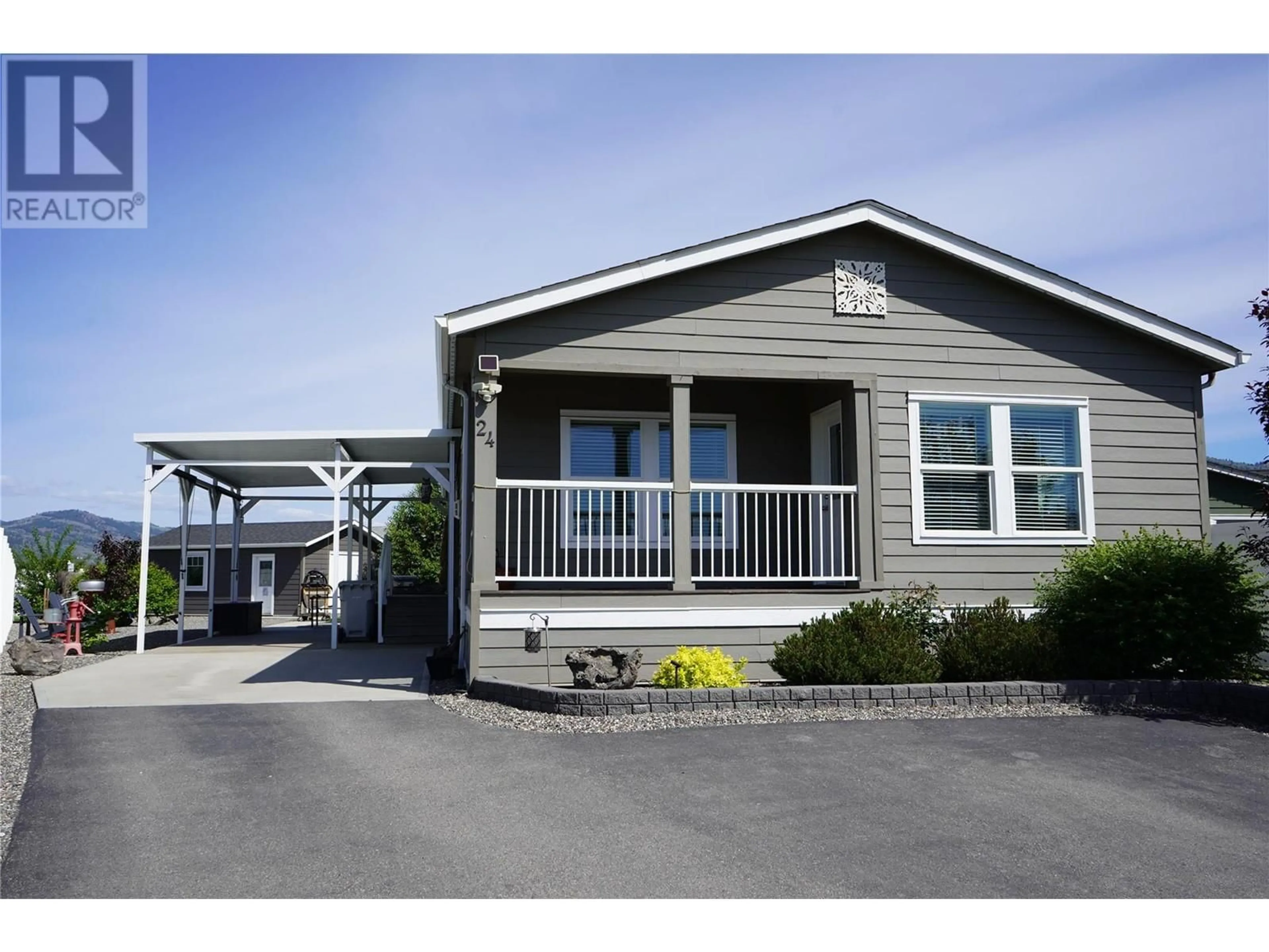 Home with vinyl exterior material, street for 24 - 1030 RICARDO ROAD, Kamloops British Columbia V2H0C7