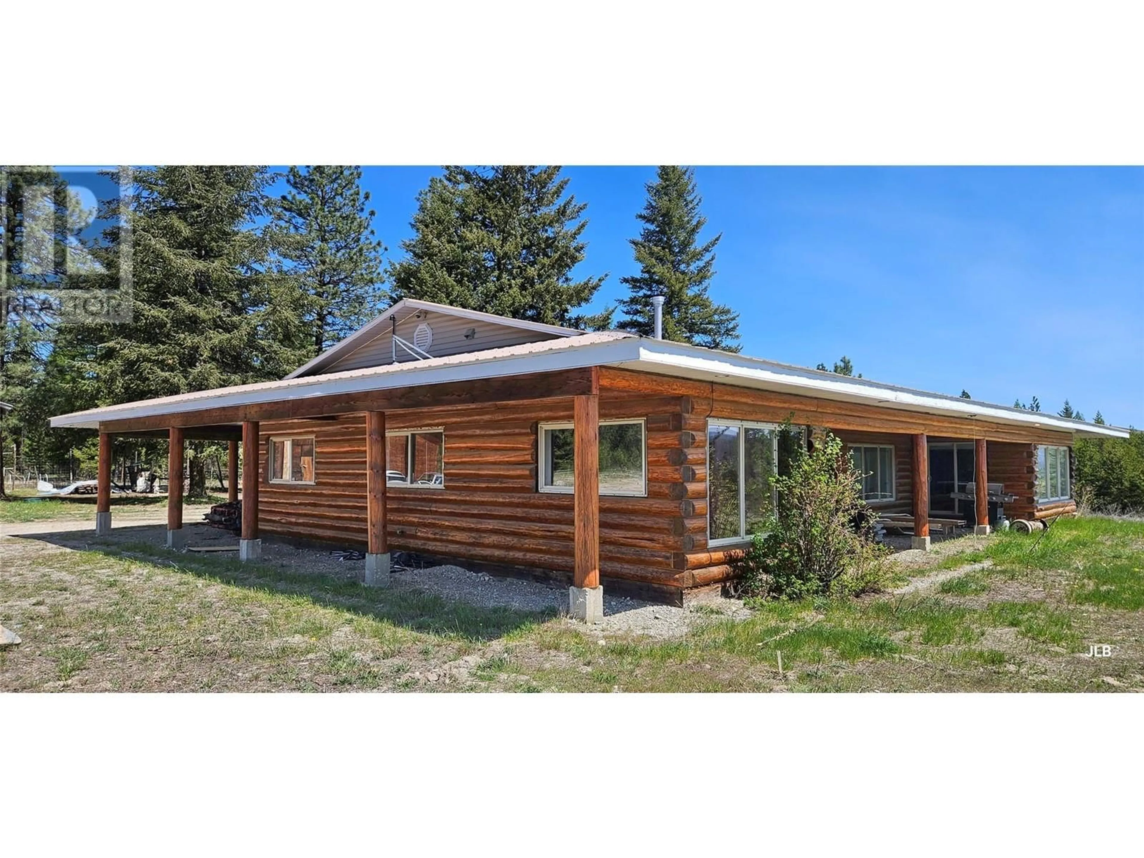Home with vinyl exterior material, building for 1670 MT BALDY ROAD, Rock Creek British Columbia V0H1Y0