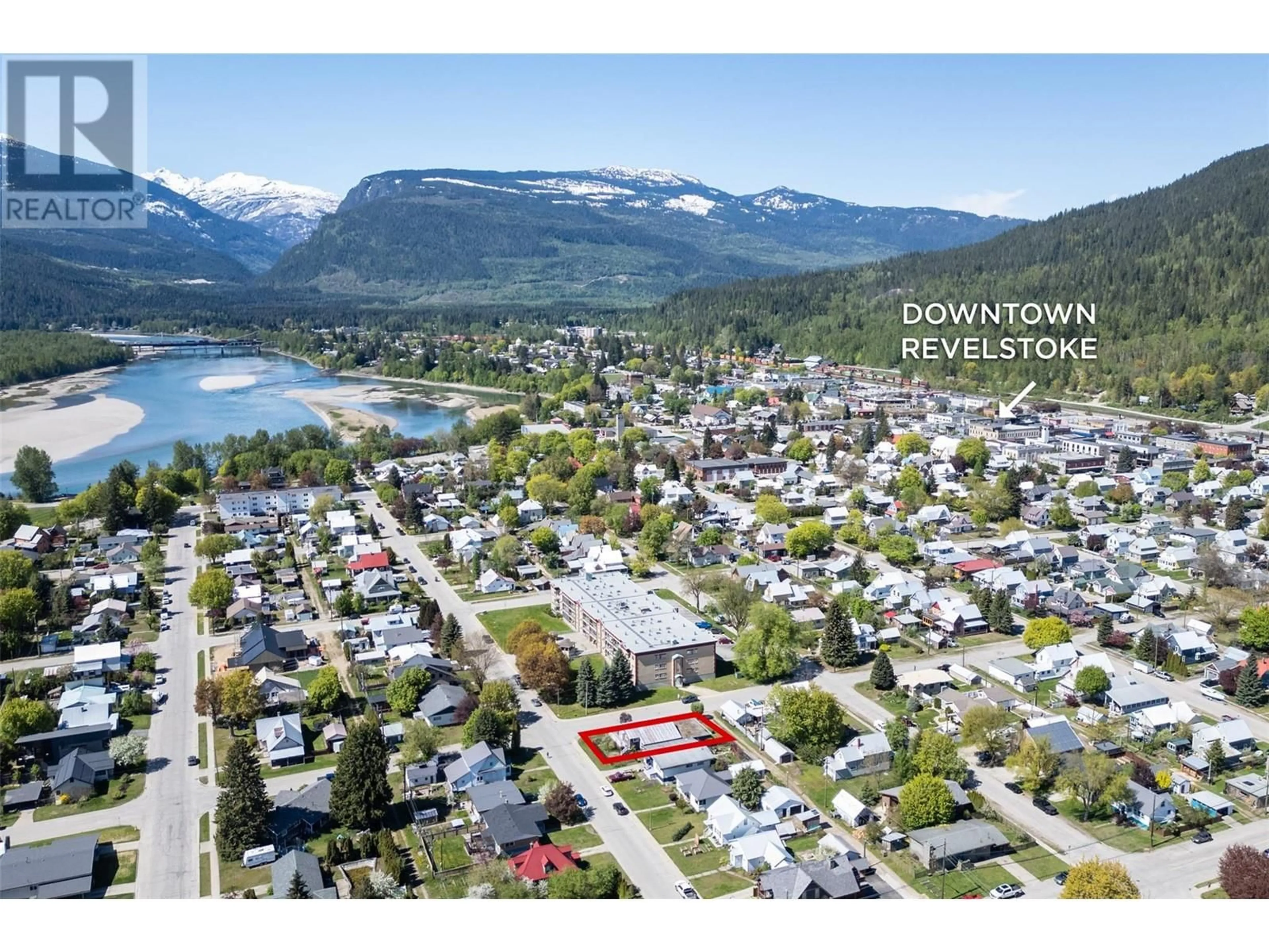 A pic from outside/outdoor area/front of a property/back of a property/a pic from drone, mountain view for 402 SEVENTH STREET EAST, Revelstoke British Columbia V0E2S0