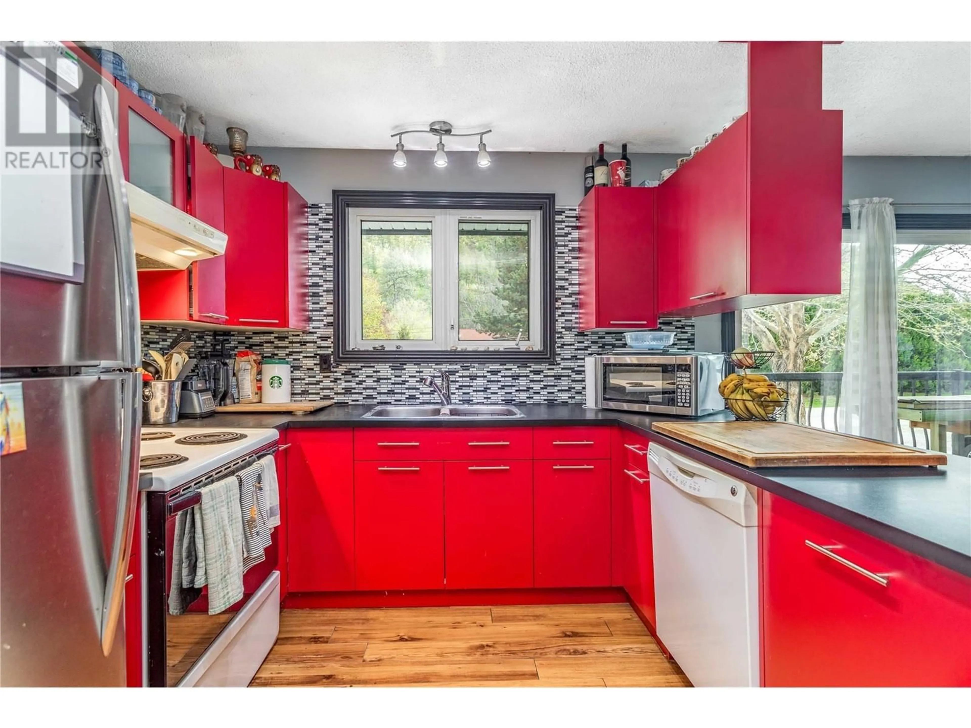 Unknown for 1560 PONDEROSA ROAD, West Kelowna British Columbia V1Z1N1