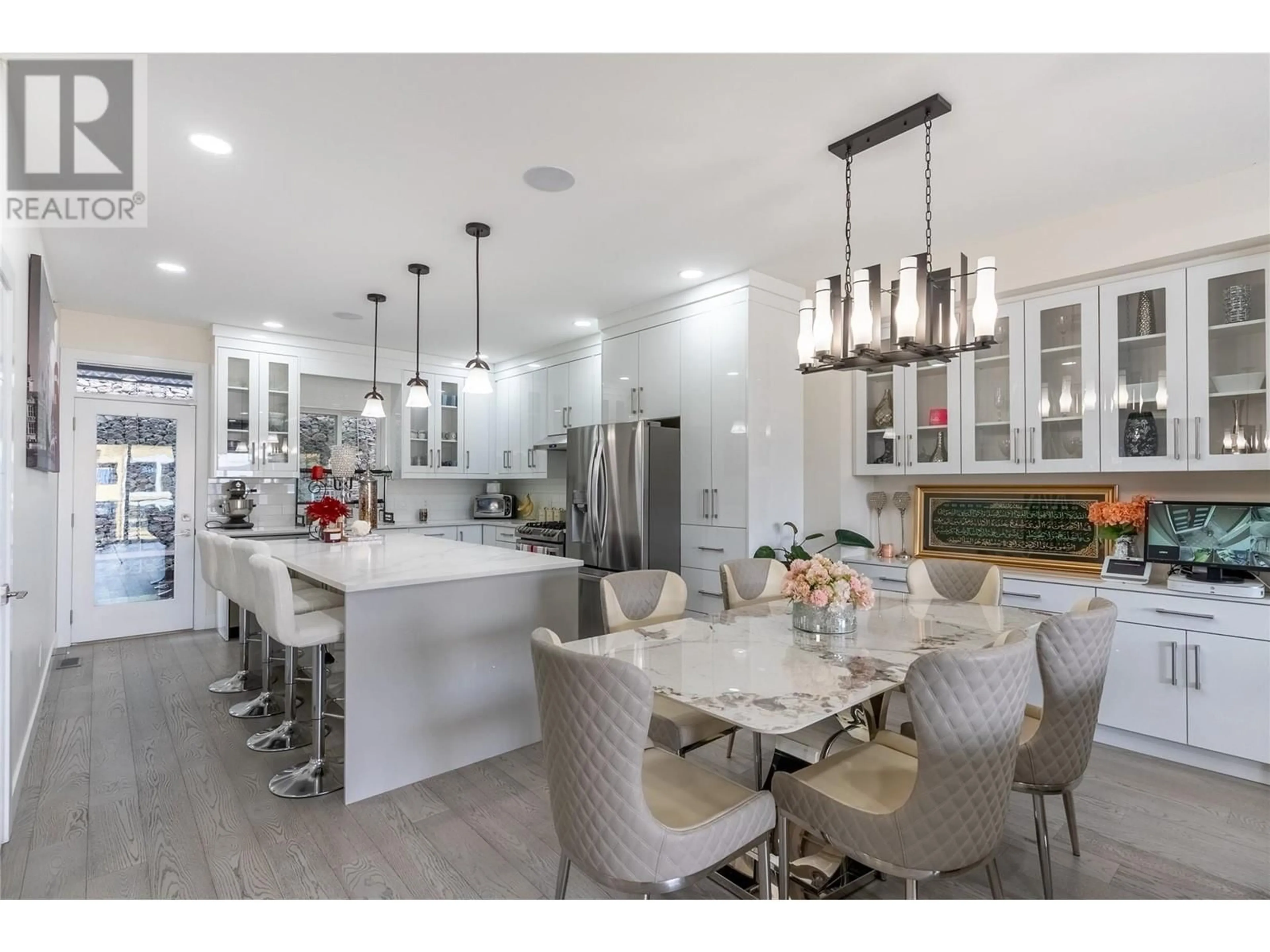 Open concept kitchen, unknown for 1069 FORDEN PLACE, Kamloops British Columbia V2C0G6