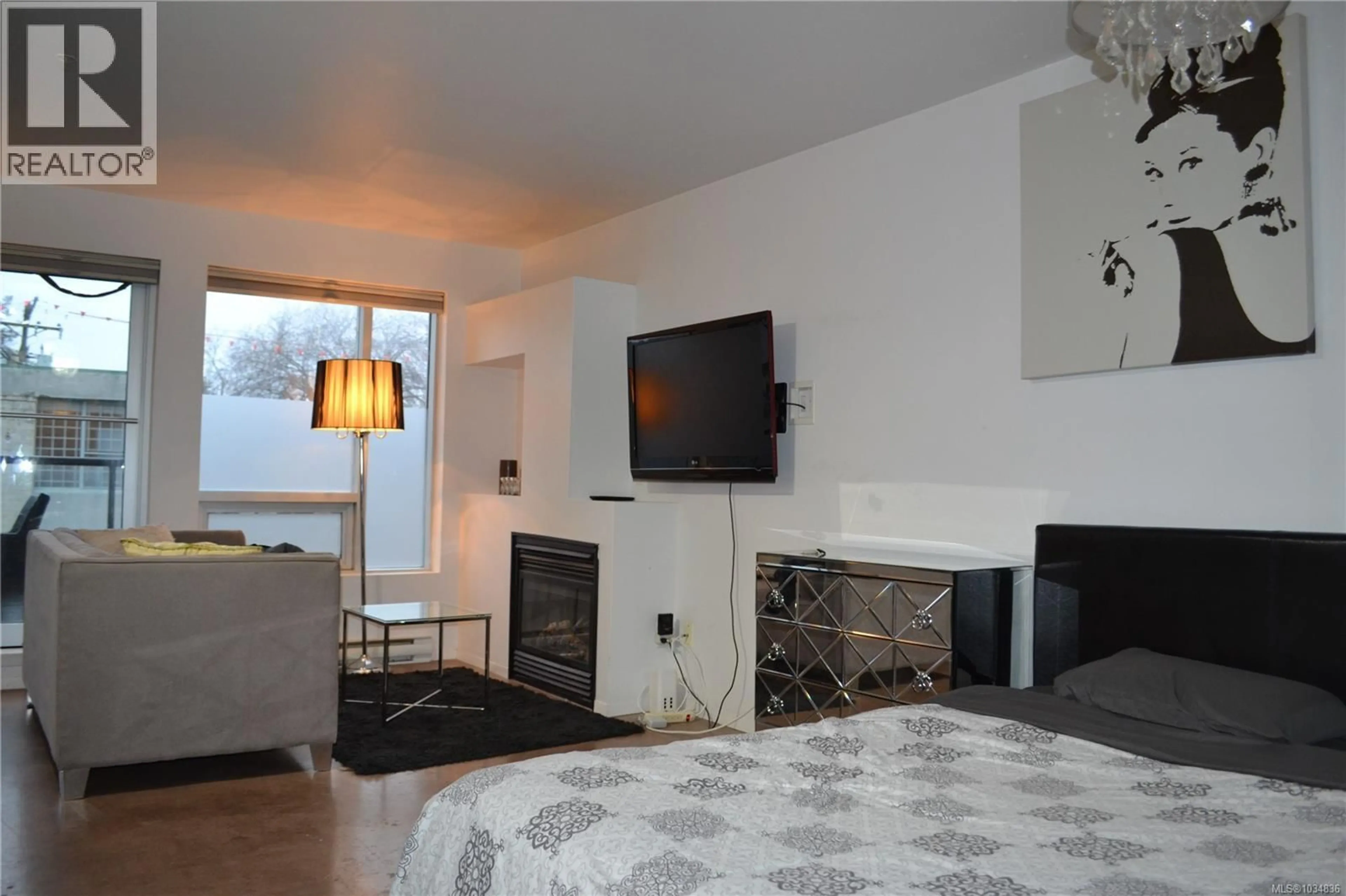 A pic of a room for 208 - 932 JOHNSON STREET, Victoria British Columbia V8V3N4