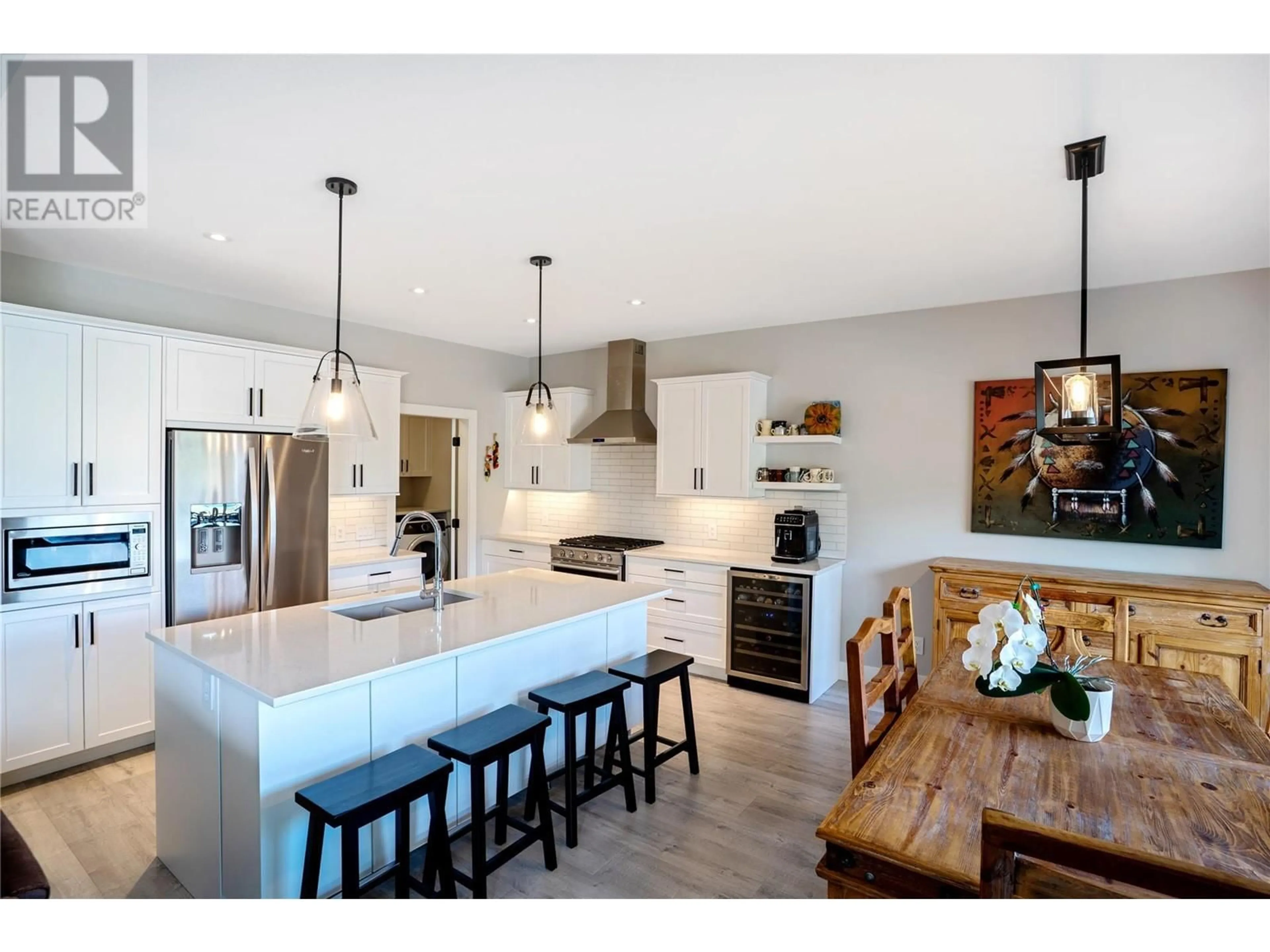 Open concept kitchen, unknown for 417 CARNOUSTIE DRIVE, Kelowna British Columbia V1P1T1