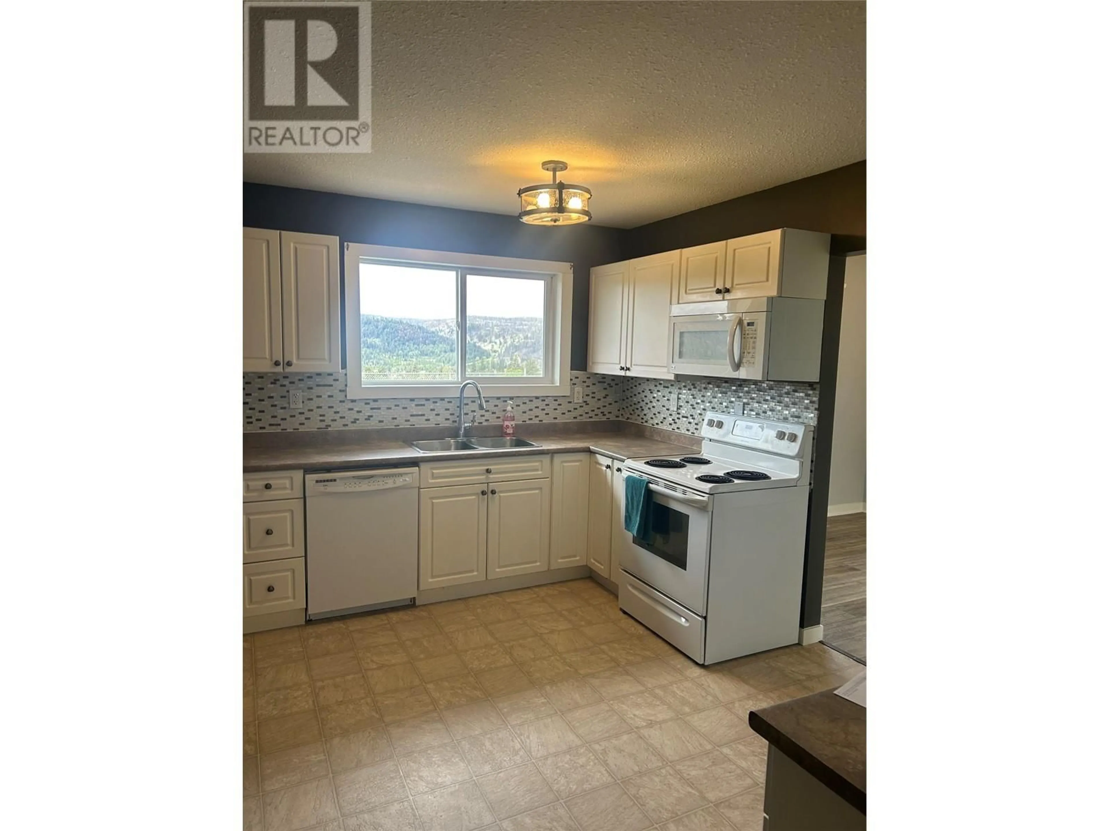 Standard kitchen, unknown for 436 OPAL DRIVE, Logan Lake British Columbia V0K1W0