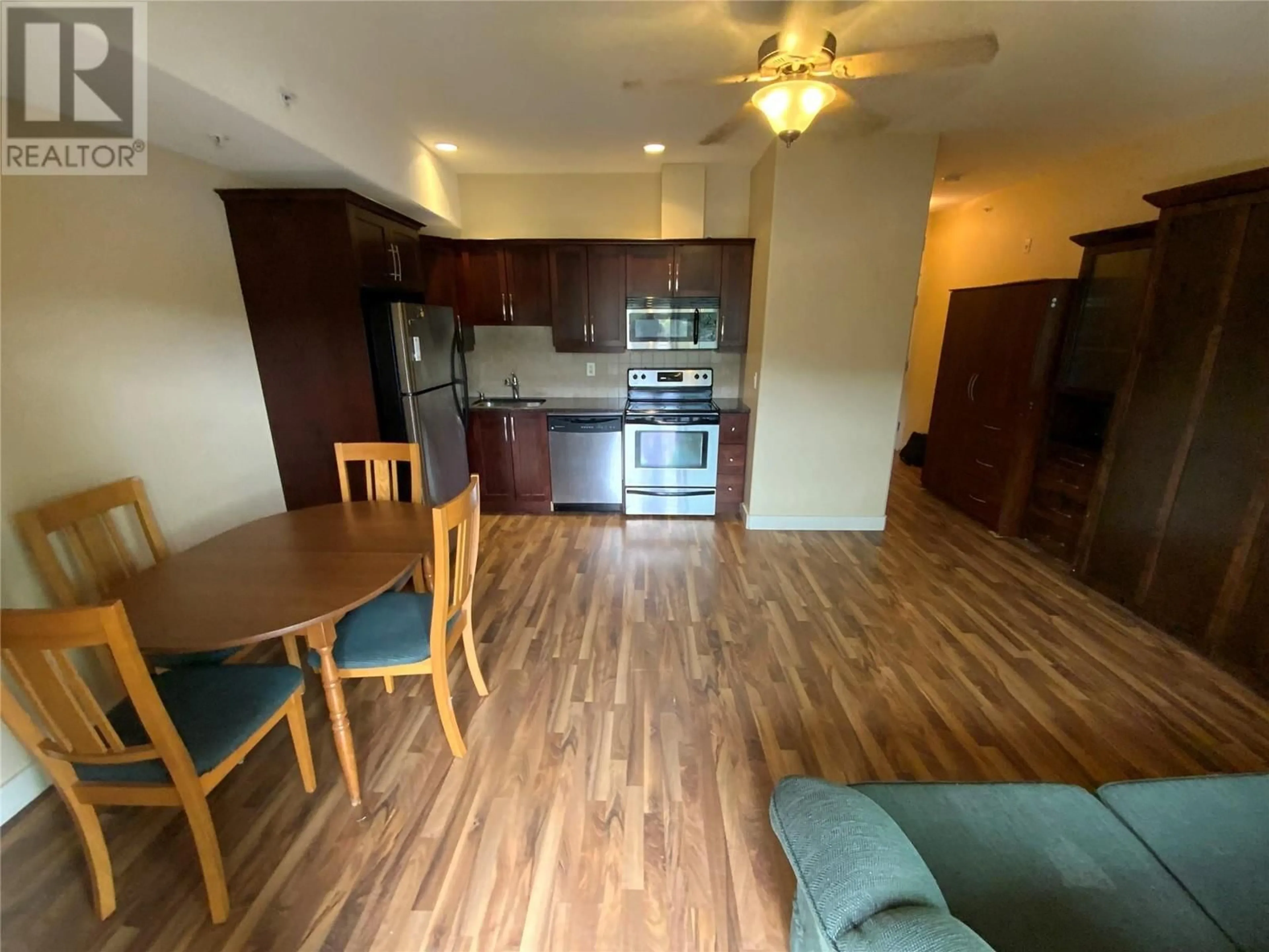 A pic of a room for 411 - 13615 VICTORIA ROAD, Penticton British Columbia V0H1Z2
