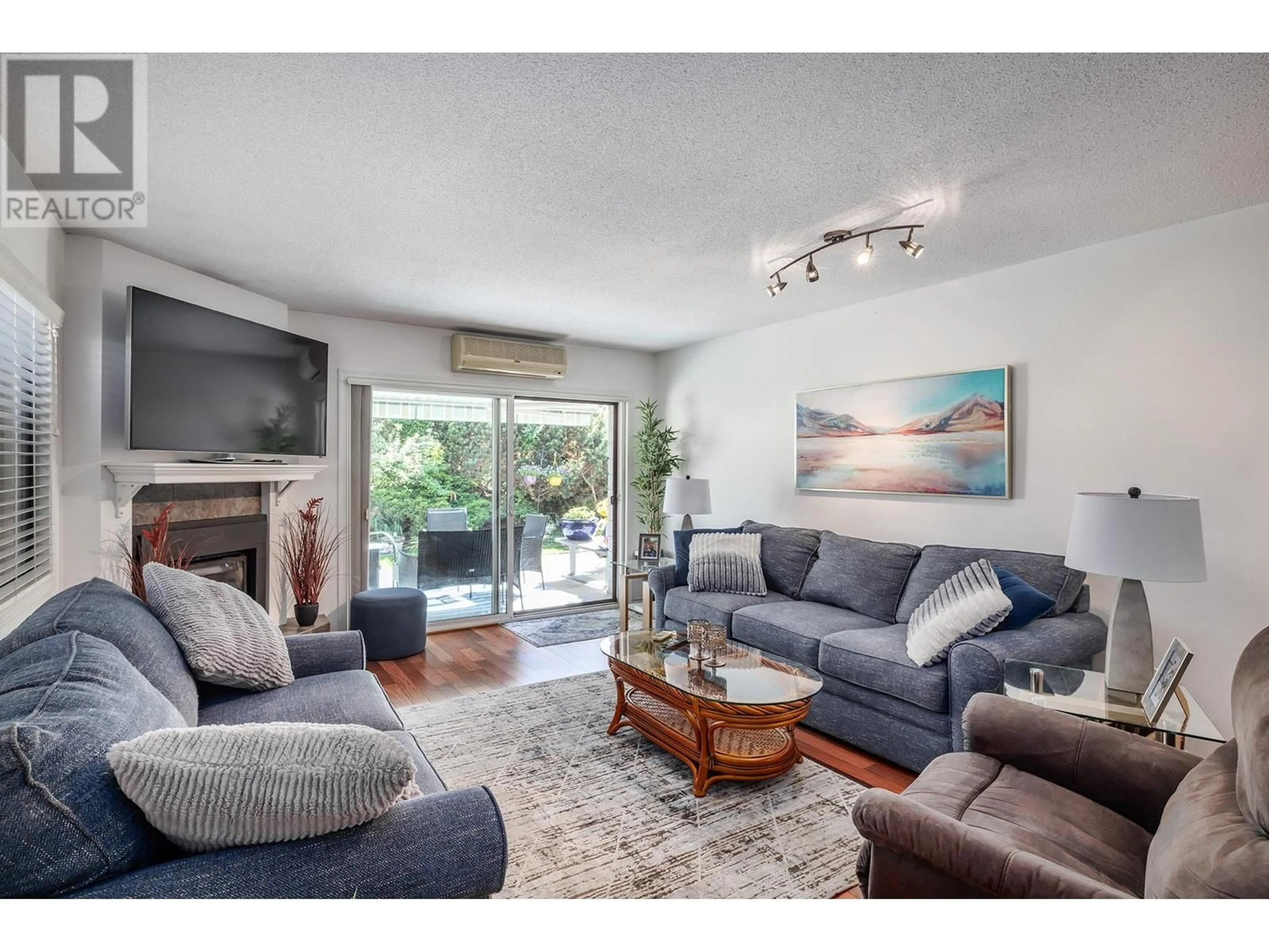 Living room with furniture, unknown for 130 - 1765 LECKIE ROAD, Kelowna British Columbia V1X6X5