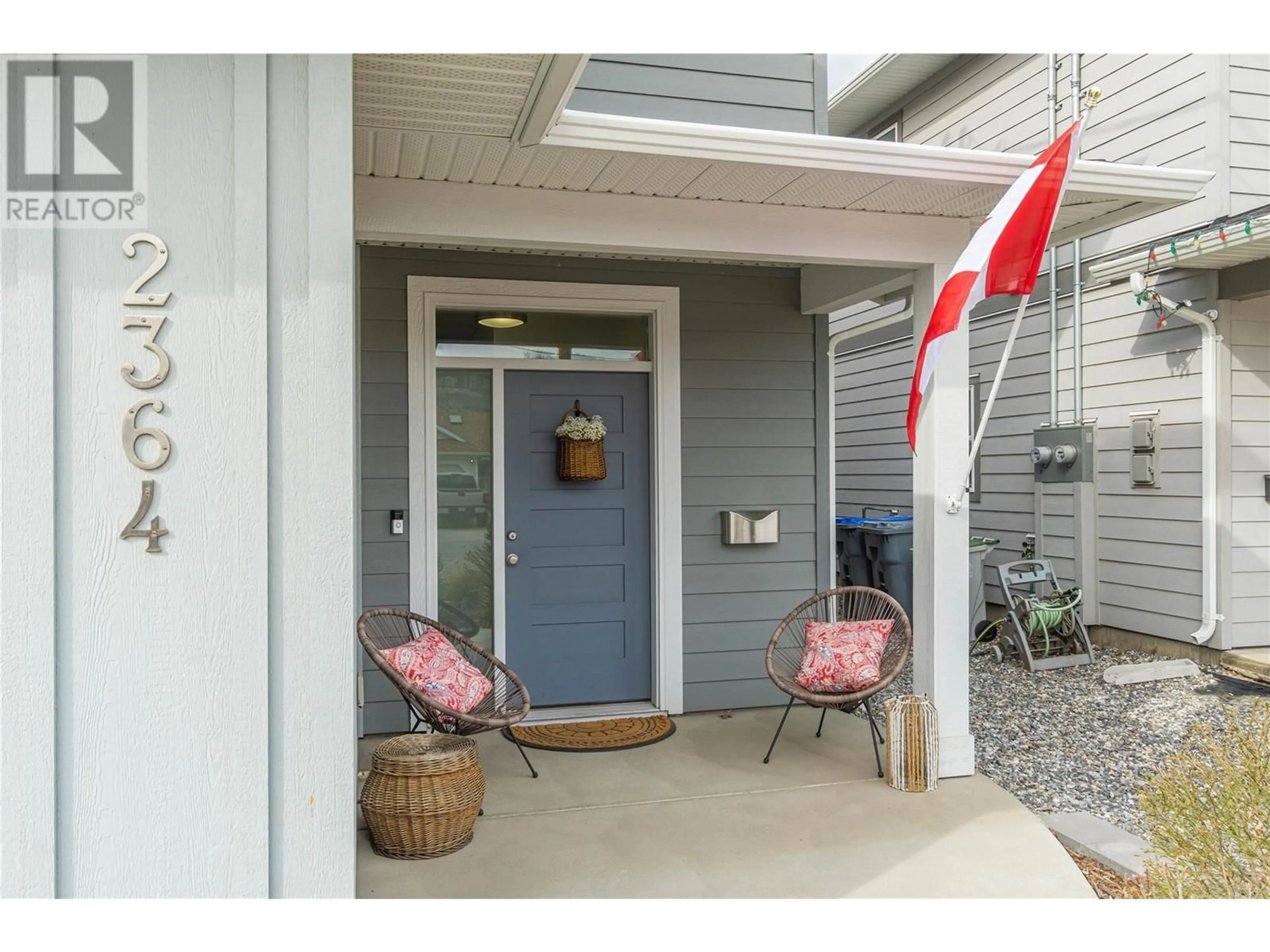 Indoor entryway for 2364 BOSSERT AVENUE, Kamloops British Columbia V2B4V7