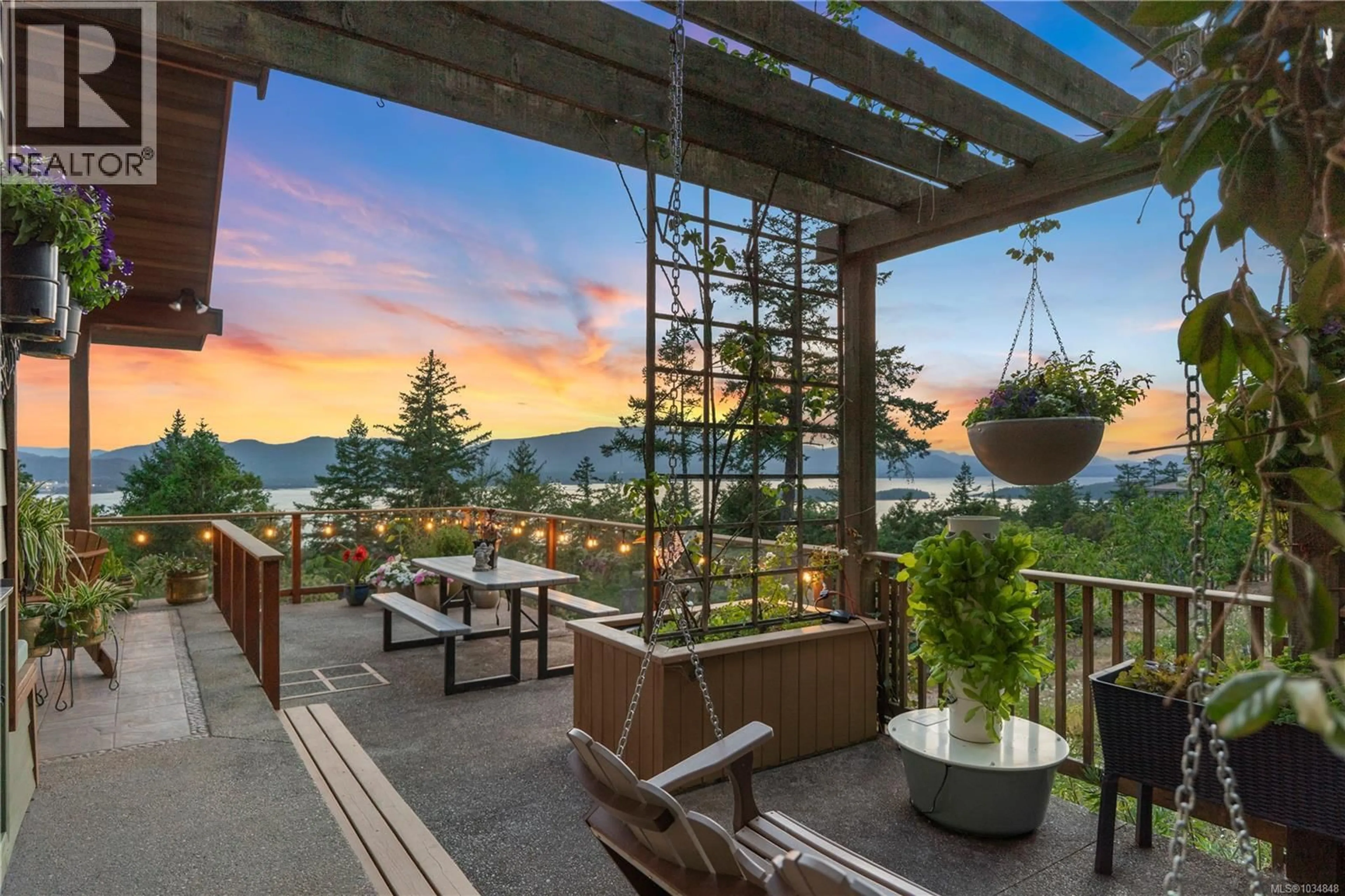 Patio, mountain view for 248 SUNEAGLE DRIVE, Salt Spring British Columbia V8K1E5