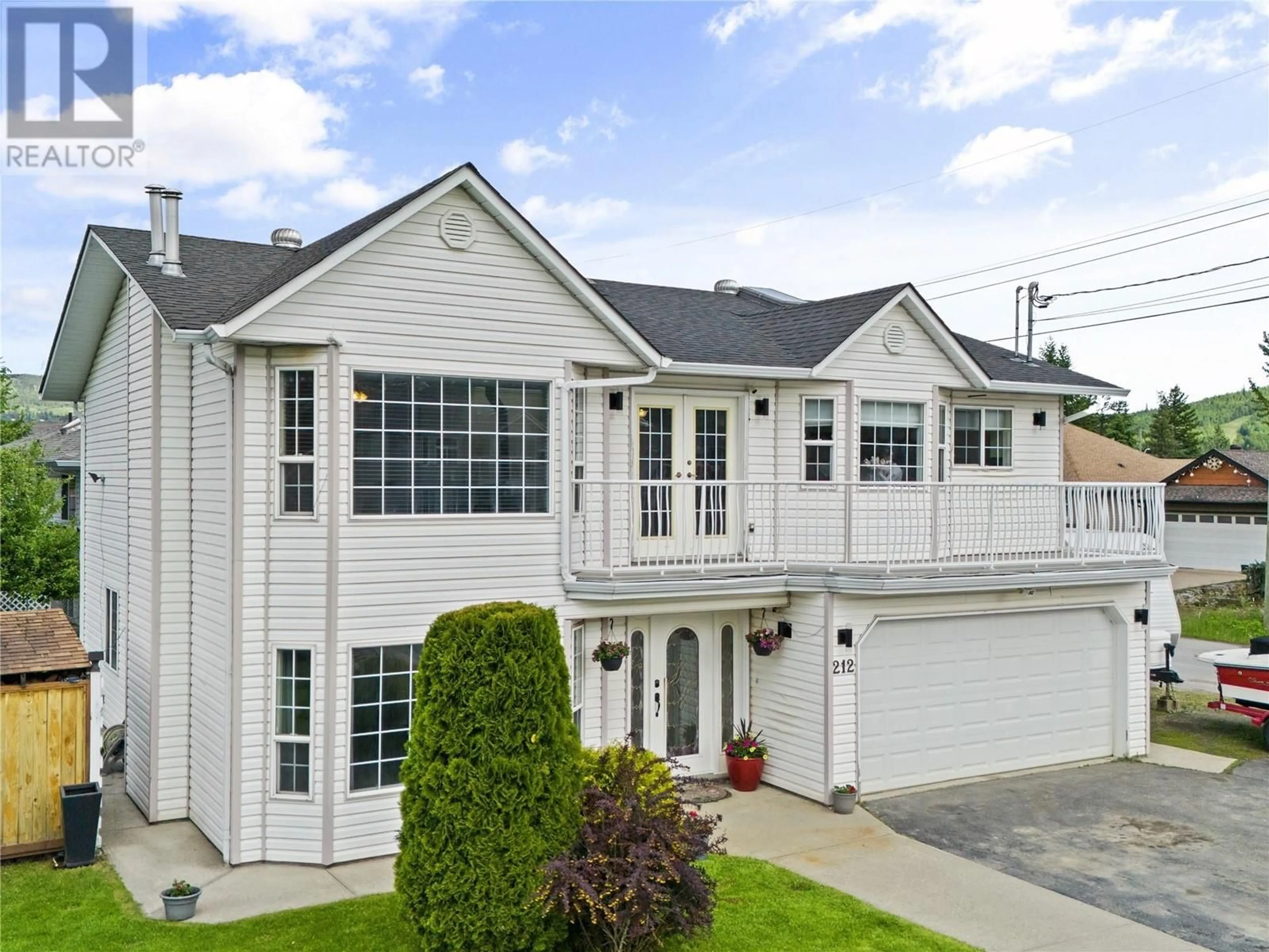 Home with vinyl exterior material, street for 212 MURTLE ROAD, Clearwater British Columbia V0E1N1