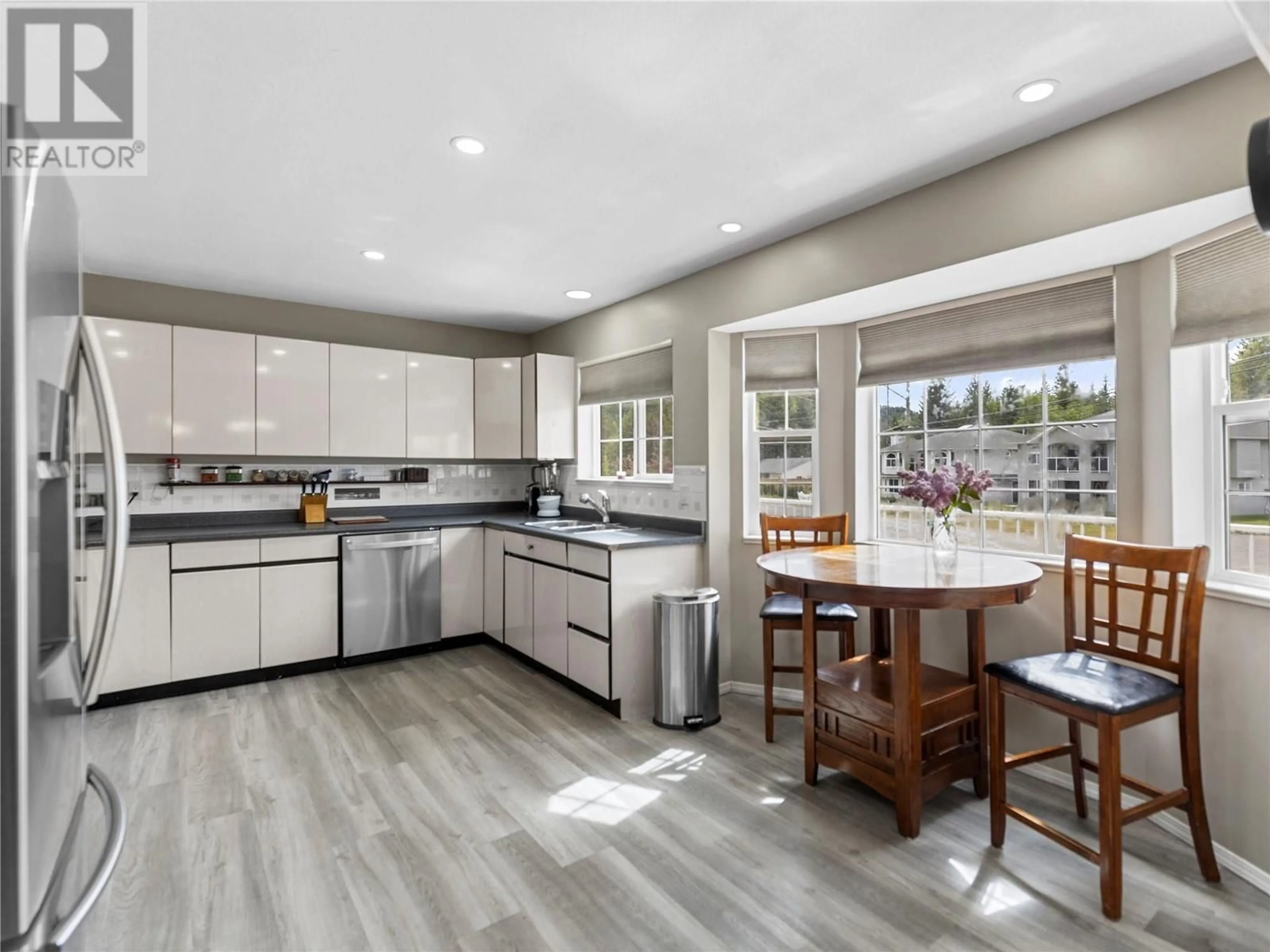 Open concept kitchen, ceramic/tile floor for 212 MURTLE ROAD, Clearwater British Columbia V0E1N1