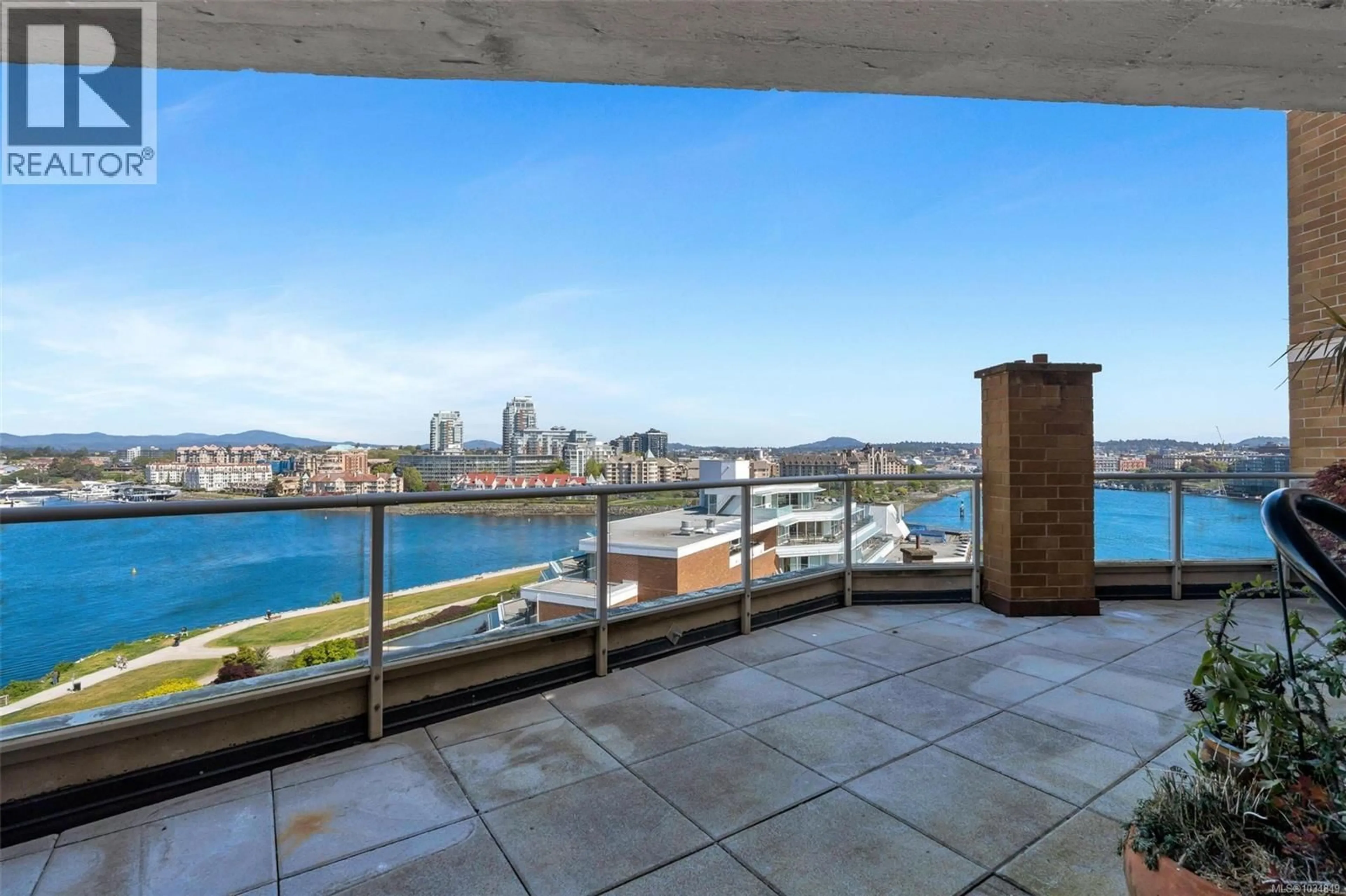 Balcony in the apartment, water/lake/river/ocean view for 906 - 225 BELLEVILLE STREET, Victoria British Columbia V8V4T9