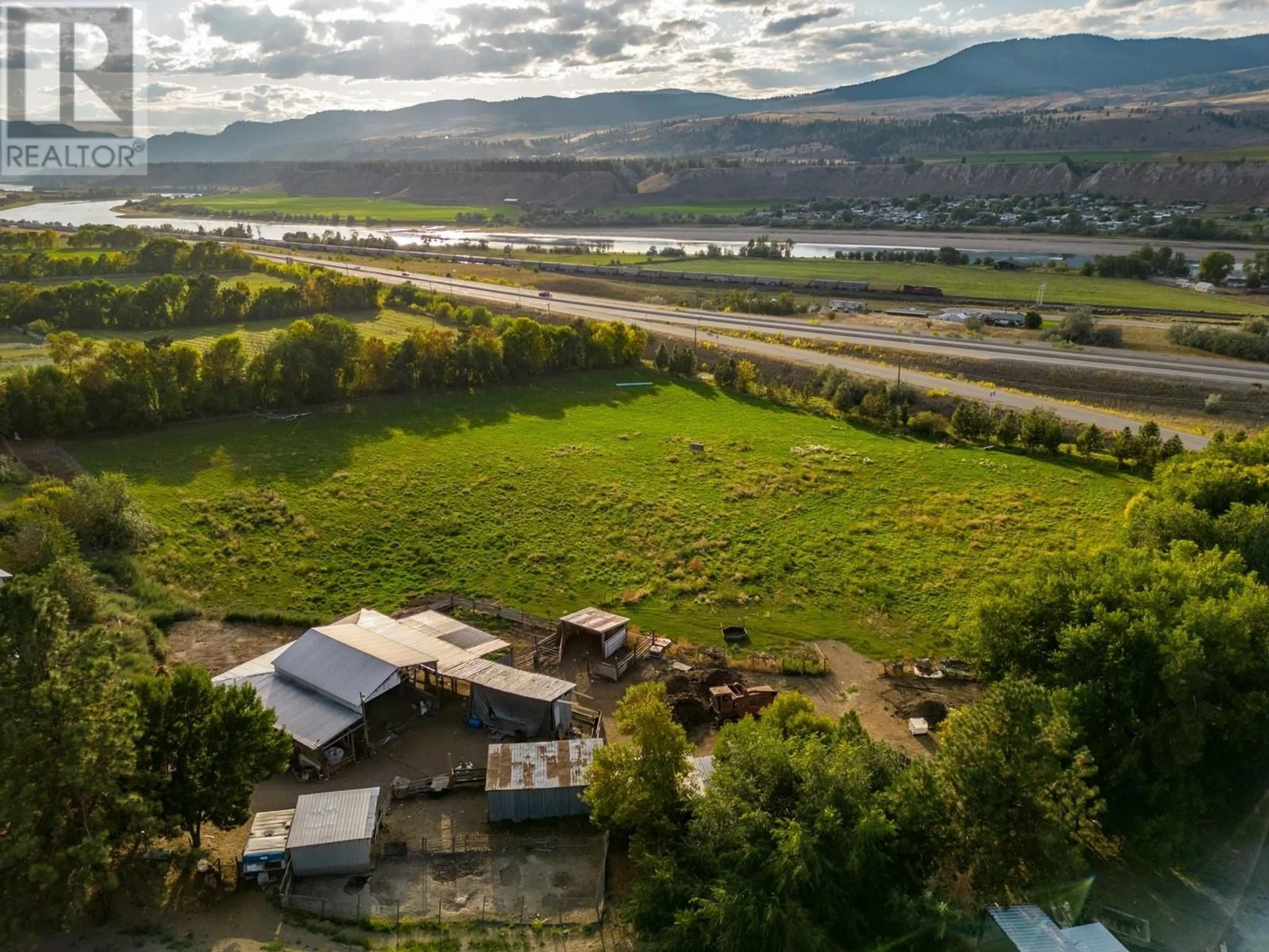 A pic from outside/outdoor area/front of a property/back of a property/a pic from drone, mountain view for 1585 LANCE ROAD, Pritchard British Columbia V0E2P0